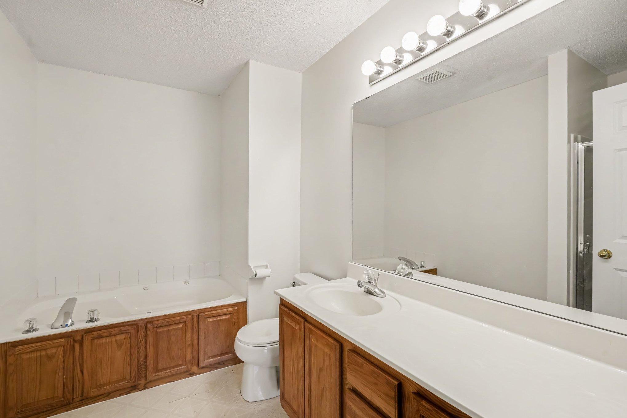 View of Residential at 697 Kingfisher Lane #H, Woodbury MN 55125, Woodbury (27 of 32) - Mike Wilen | Minnesota Team Real Estate
