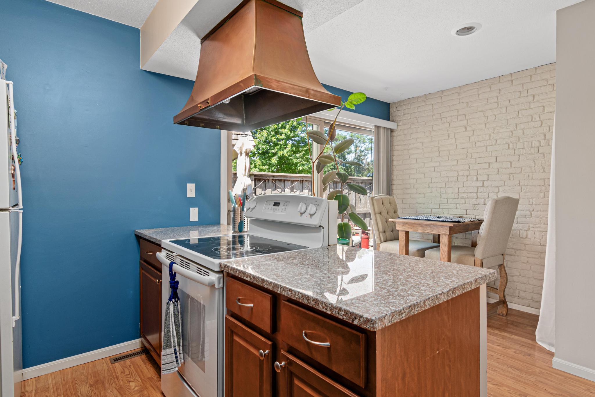 View of Residential at 6487 Barrie Road, Edina MN 55435, Edina (8 of 22) - Mike Wilen | Minnesota Team Real Estate