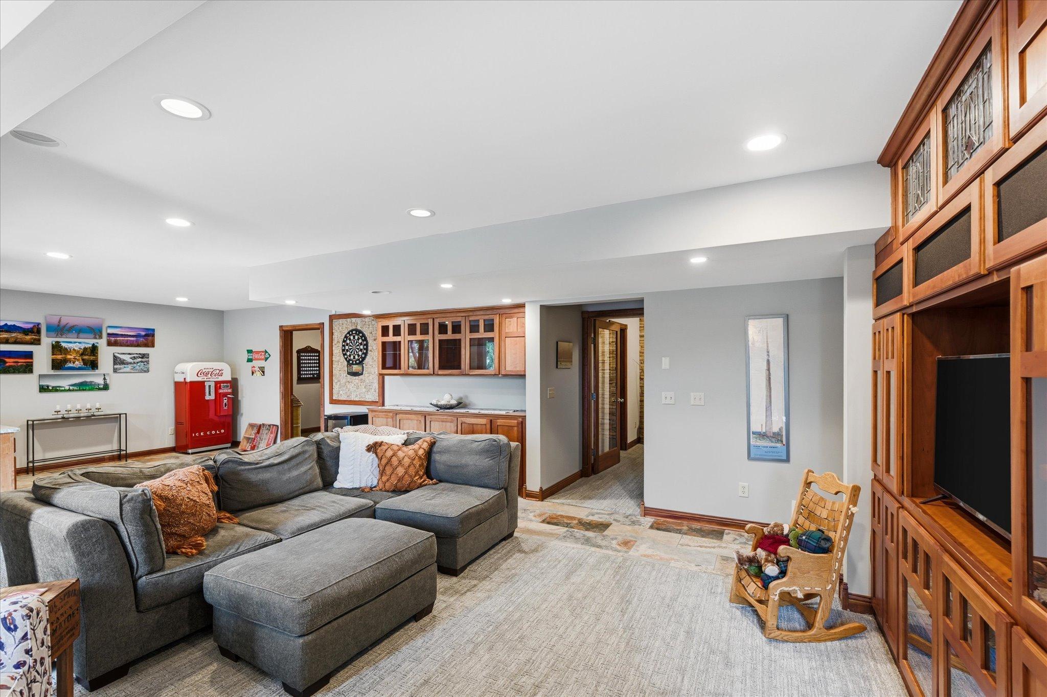 View of Residential at 9743 Wellington Lane, Woodbury MN 55125, Woodbury (63 of 107) - Mike Wilen | Minnesota Team Real Estate