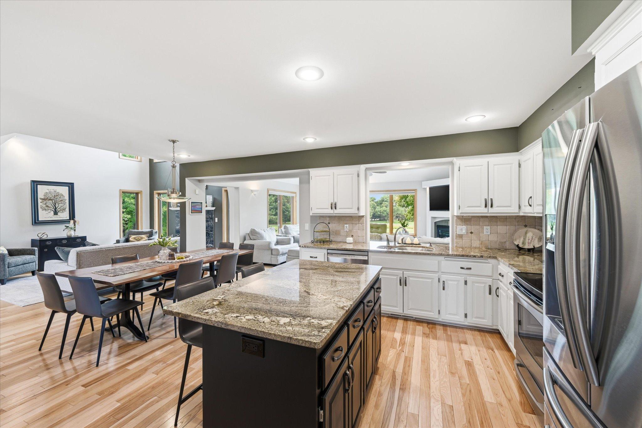 View of Residential at 9743 Wellington Lane, Woodbury MN 55125, Woodbury (37 of 107) - Mike Wilen | Minnesota Team Real Estate