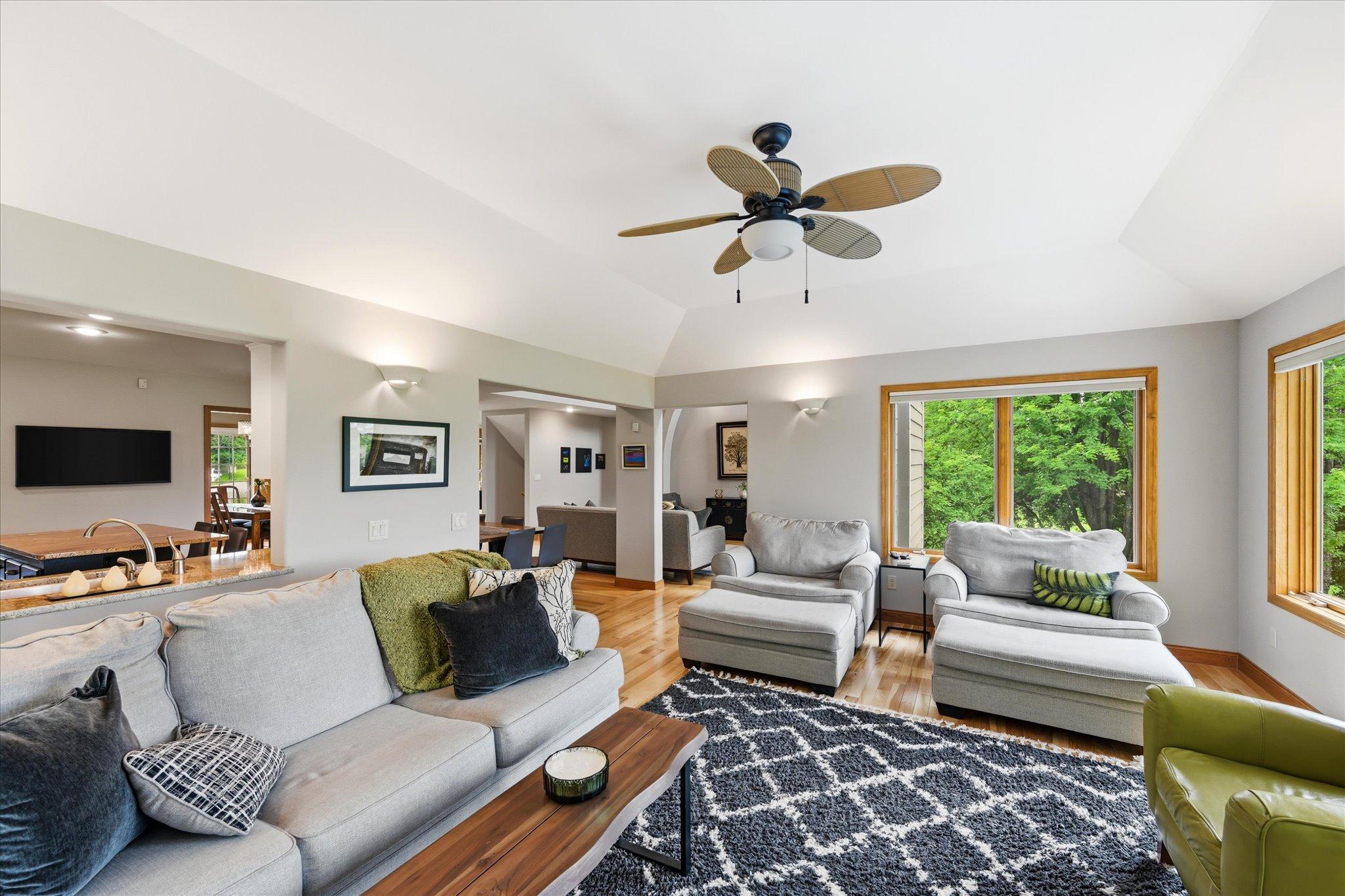 View of Residential at 9743 Wellington Lane, Woodbury MN 55125, Woodbury (43 of 107) - Mike Wilen | Minnesota Team Real Estate