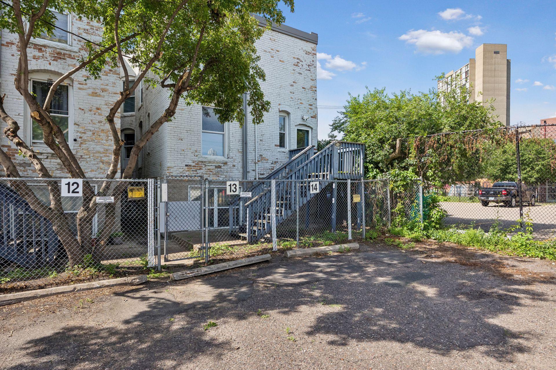 View of Residential at 1816 5th Street #B, Minneapolis MN 55454, Minneapolis (15 of 16) - Mike Wilen | Minnesota Team Real Estate
