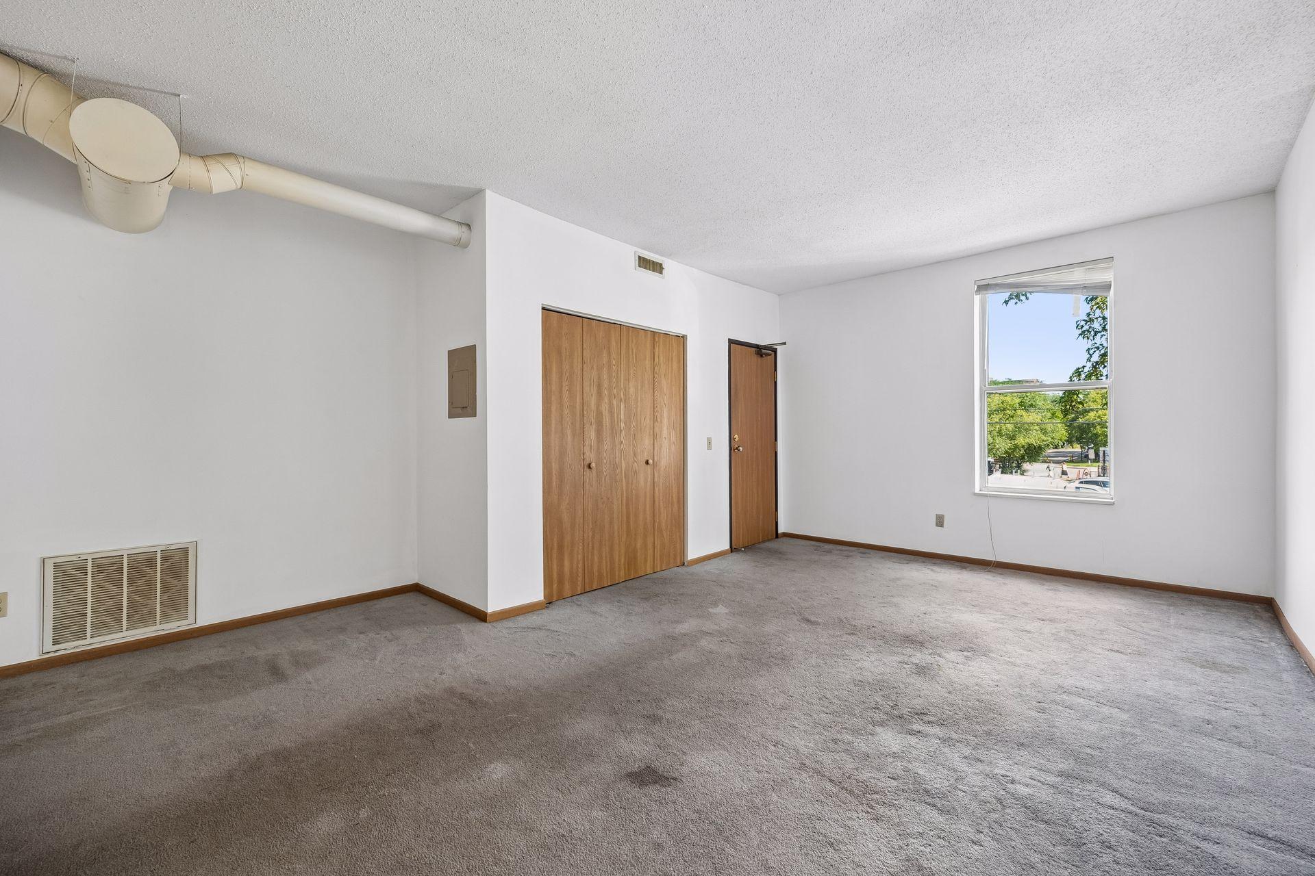 View of Residential at 1816 5th Street #B, Minneapolis MN 55454, Minneapolis (12 of 16) - Mike Wilen | Minnesota Team Real Estate