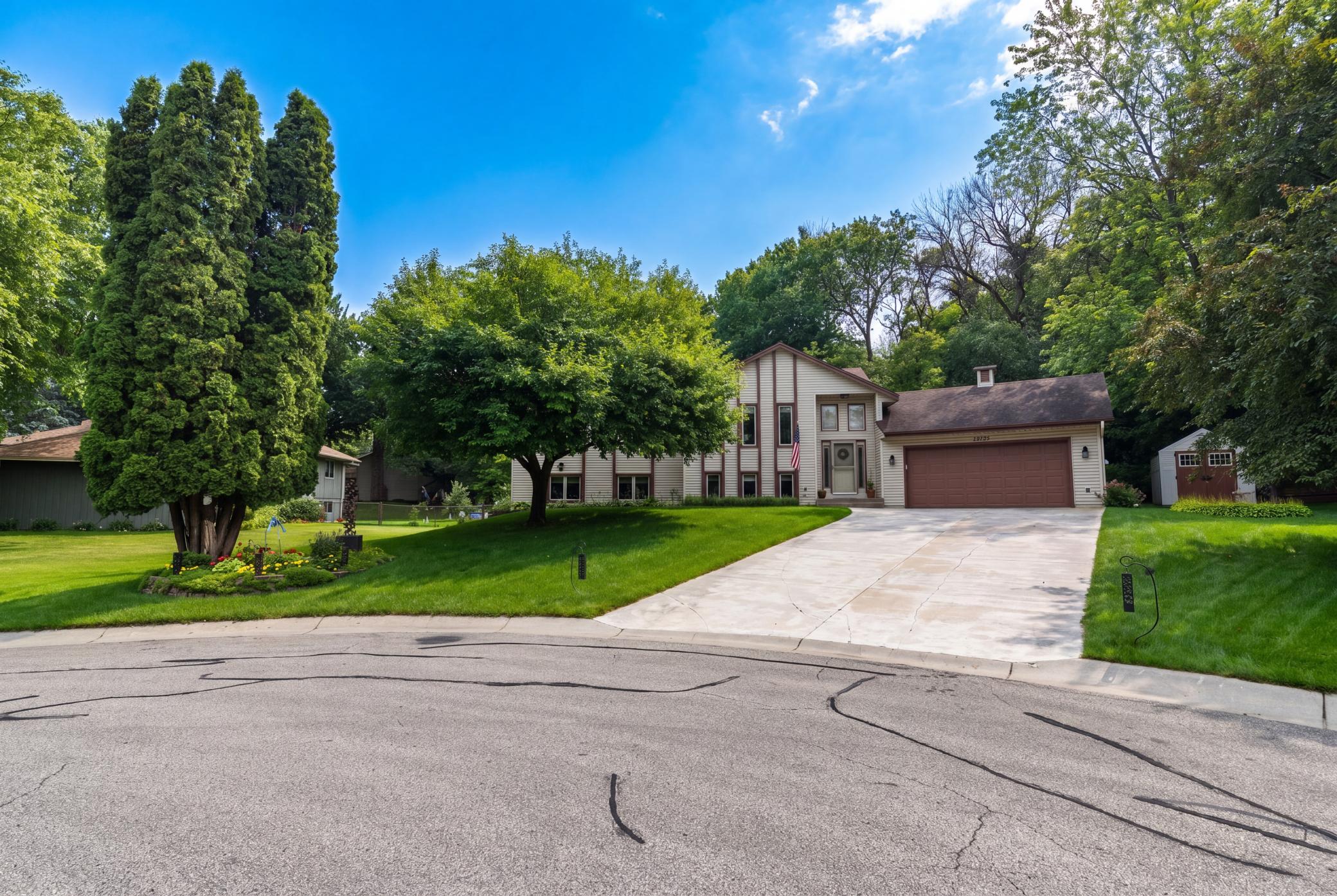View of Residential at 19135 Maple Leaf Drive, Eden Prairie MN 55346, Eden Prairie - Mike Wilen | Minnesota Team Real Estate