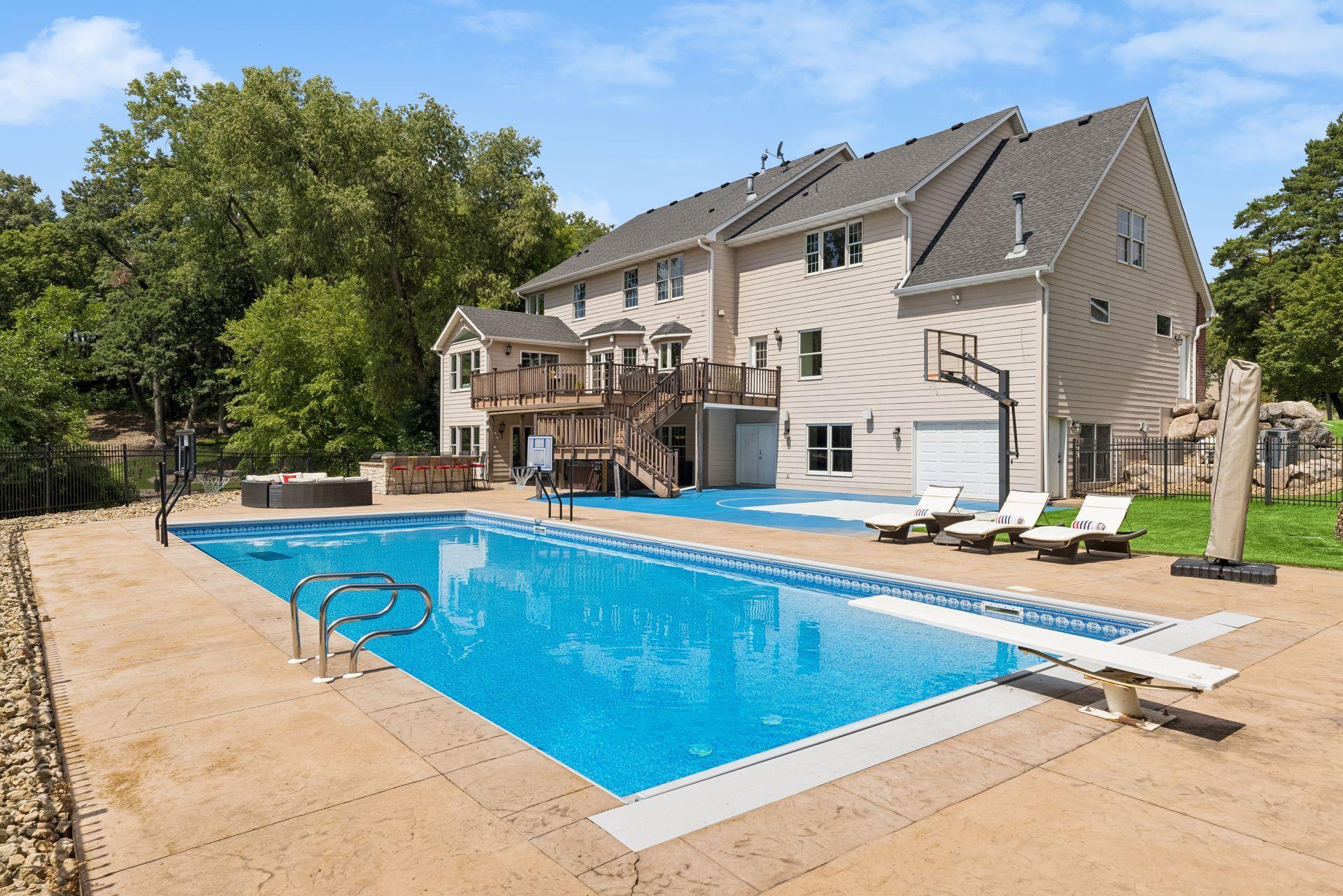 View of Residential at 2012 Pine Ridge Drive, West Saint Paul MN 55118, West Saint Paul (90 of 117) - Mike Wilen | Minnesota Team Real Estate