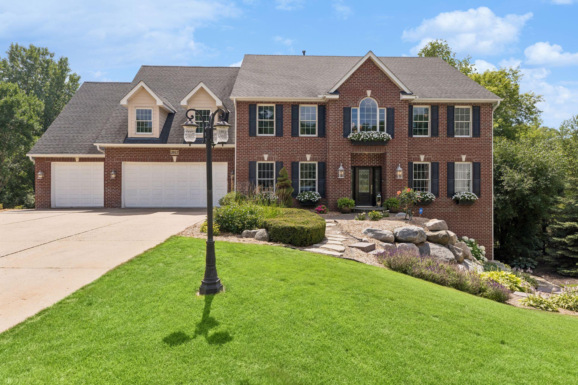 View of Residential at 2012 Pine Ridge Drive, West Saint Paul MN 55118, West Saint Paul (112 of 117) - Mike Wilen | Minnesota Team Real Estate