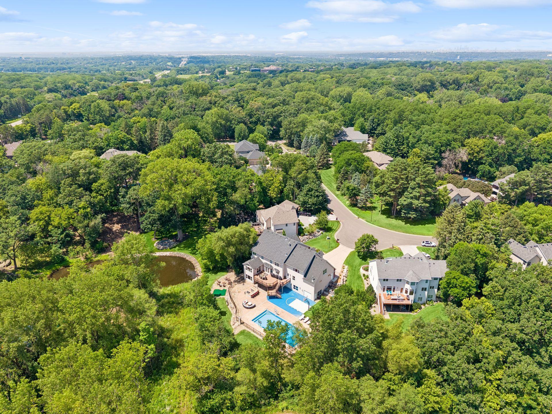 View of Residential at 2012 Pine Ridge Drive, West Saint Paul MN 55118, West Saint Paul (104 of 117) - Mike Wilen | Minnesota Team Real Estate