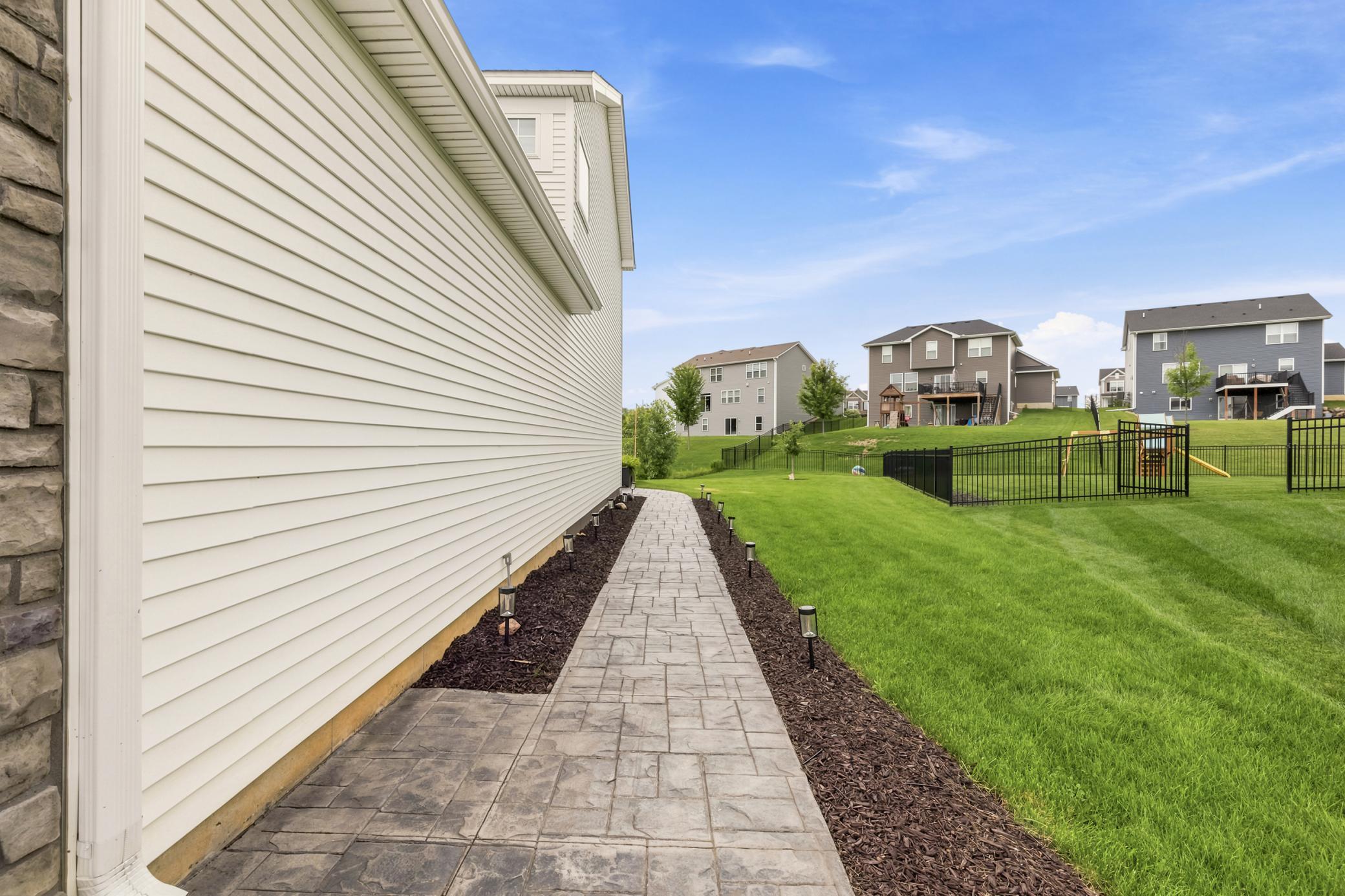 View of Residential at 20481 Ginger Court, Lakeville MN 55044, Lakeville (25 of 29) - Mike Wilen | Minnesota Team Real Estate
