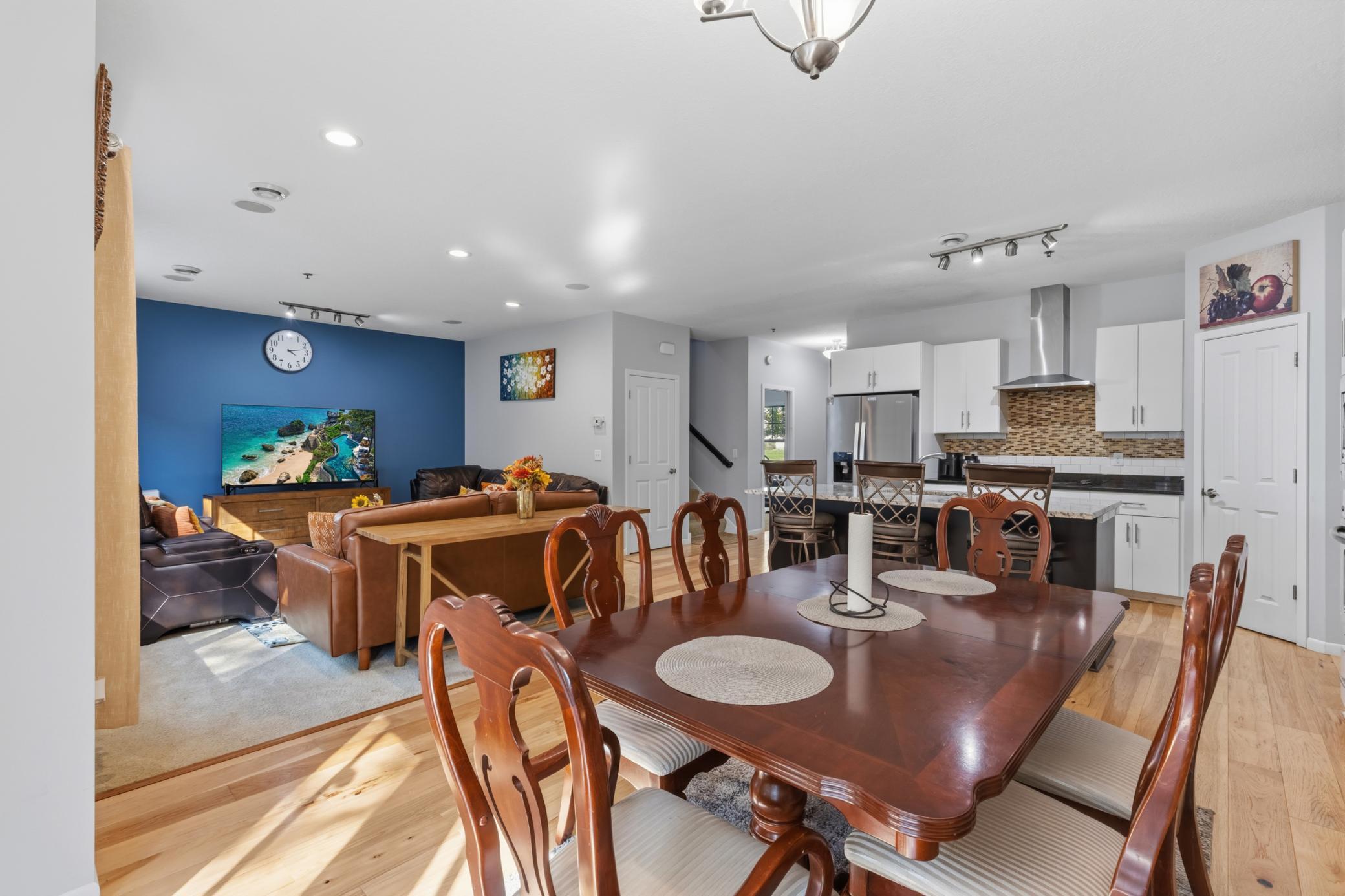 View of Residential at 5144 Parker Circle, Robbinsdale MN 55422, Robbinsdale (11 of 29) - Mike Wilen | Minnesota Team Real Estate