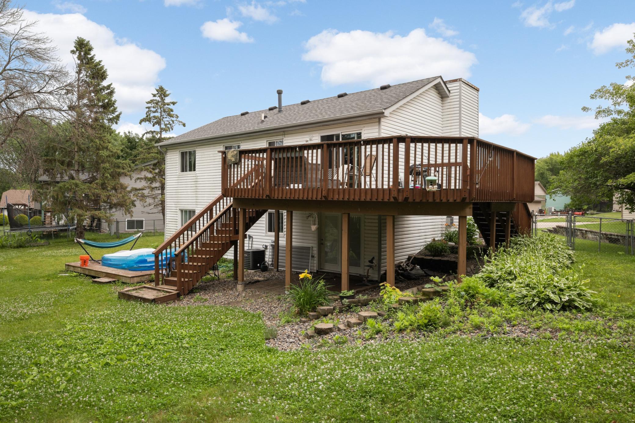 View of Residential at 2432 Henslow Court, Oakdale MN 55128, Oakdale (26 of 28) - Mike Wilen | Minnesota Team Real Estate