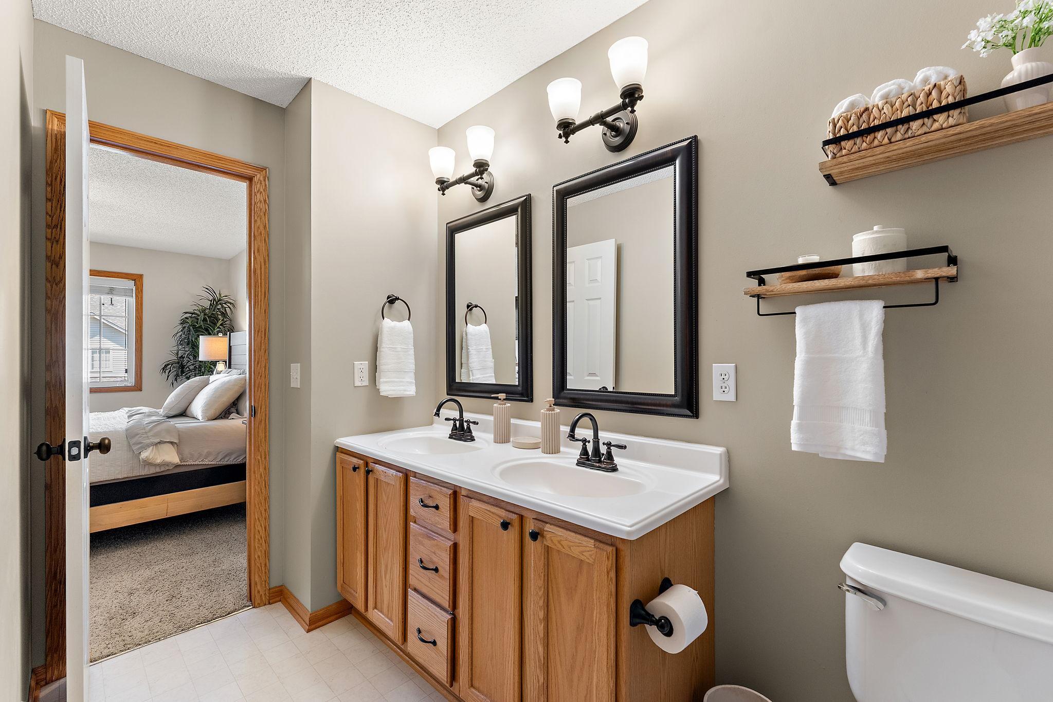 View of Residential at 8598 Quarry Ridge Lane #H, Woodbury MN 55125, Woodbury (14 of 19) - Mike Wilen | Minnesota Team Real Estate