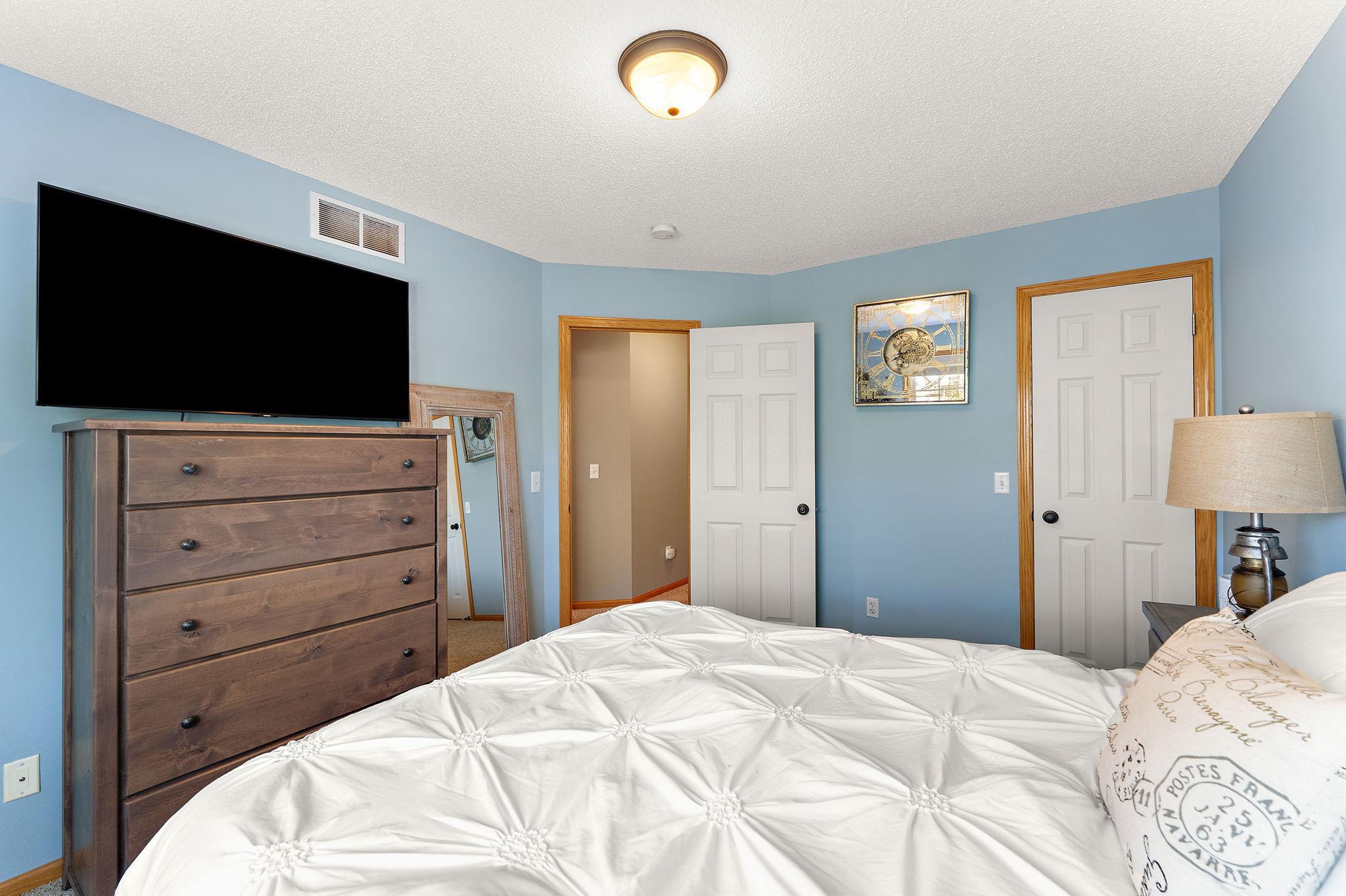 View of Residential at 8598 Quarry Ridge Lane #H, Woodbury MN 55125, Woodbury (17 of 19) - Mike Wilen | Minnesota Team Real Estate