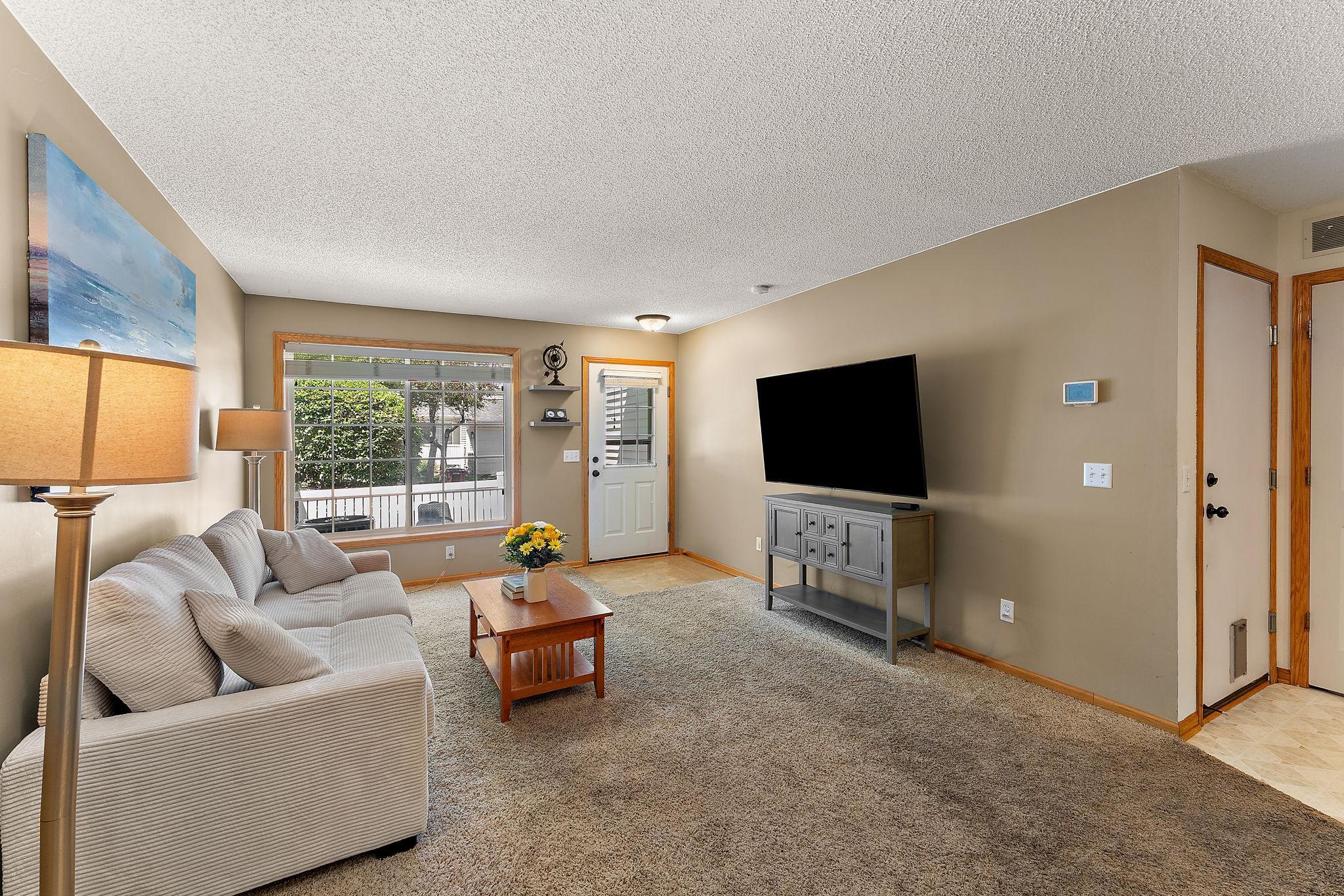 View of Residential at 8598 Quarry Ridge Lane #H, Woodbury MN 55125, Woodbury (4 of 19) - Mike Wilen | Minnesota Team Real Estate