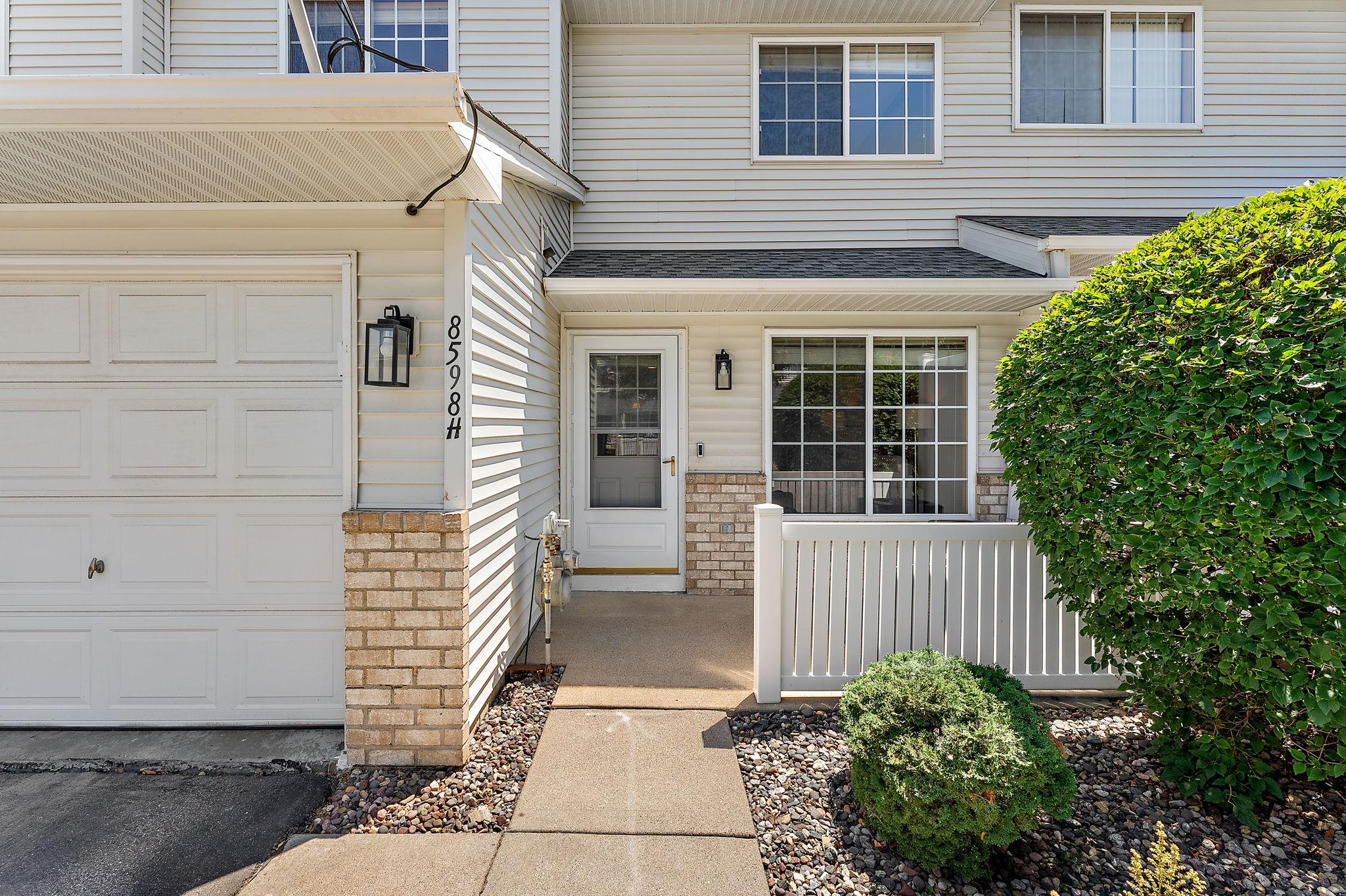 View of Residential at 8598 Quarry Ridge Lane #H, Woodbury MN 55125, Woodbury (2 of 19) - Mike Wilen | Minnesota Team Real Estate