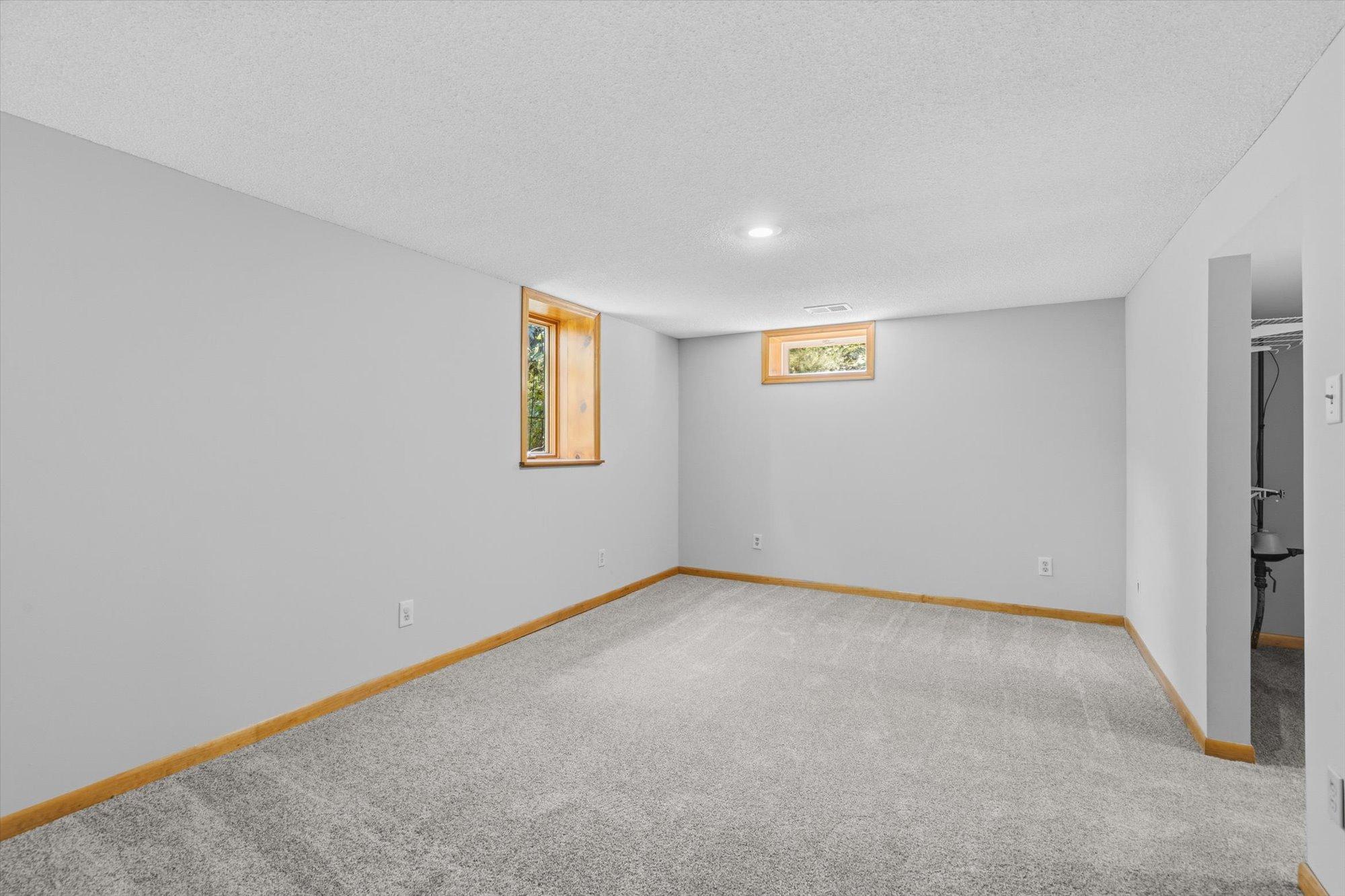 View of Residential at 736 Lasso Lane, Eagan MN 55123, Eagan (23 of 27) - Mike Wilen | Minnesota Team Real Estate