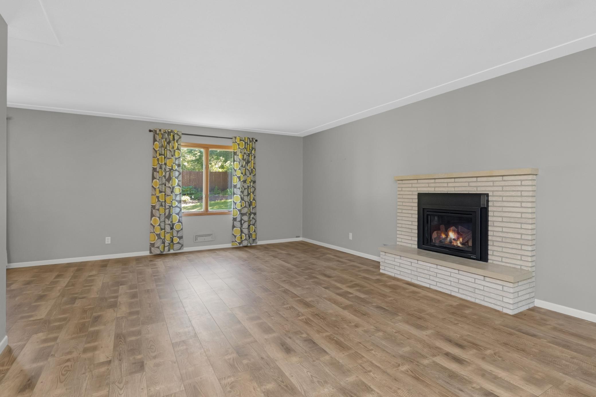 View of Residential at 13513 Colfax Avenue, Burnsville MN 55337, Burnsville (6 of 46) - Mike Wilen | Minnesota Team Real Estate