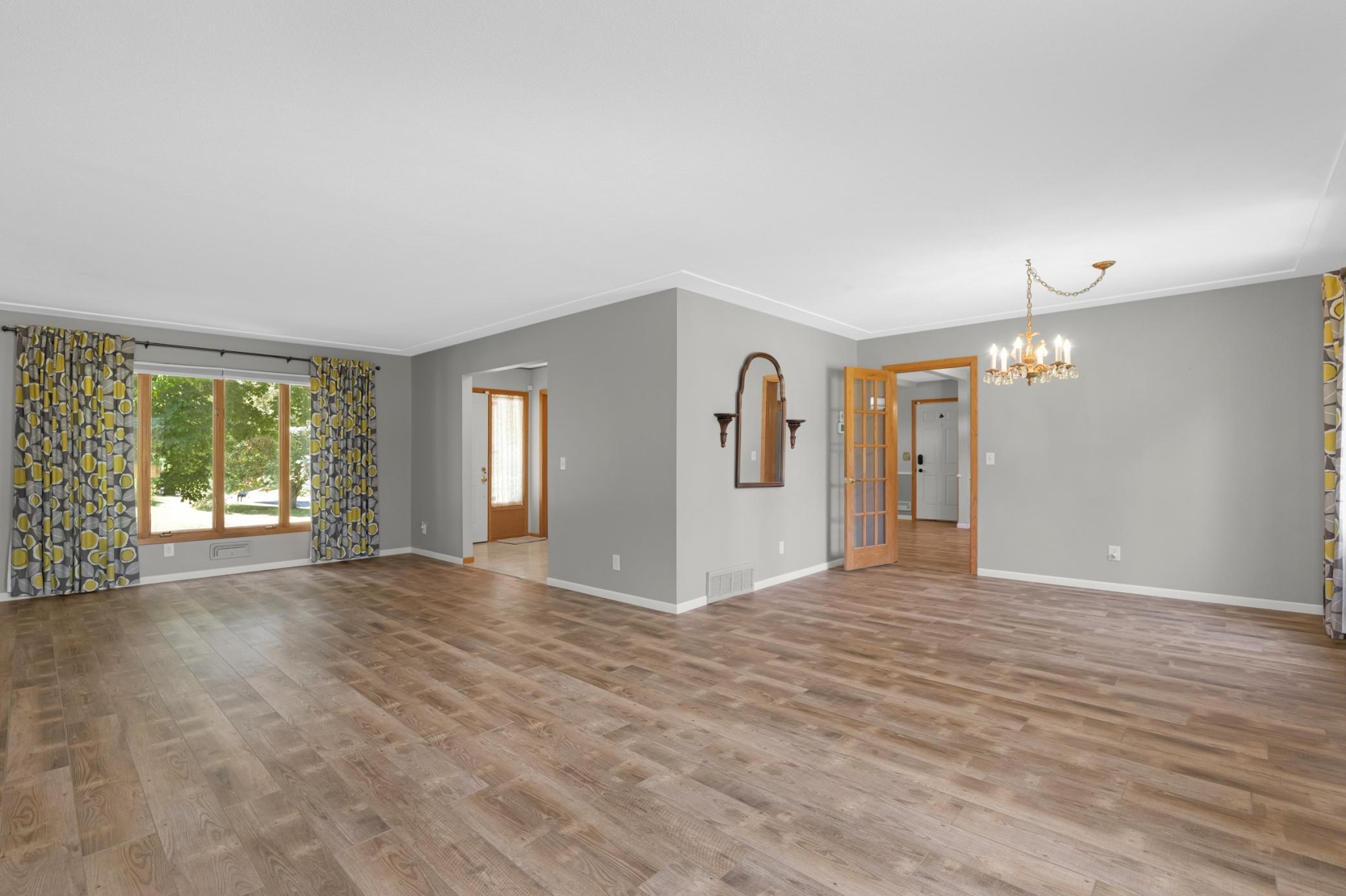 View of Residential at 13513 Colfax Avenue, Burnsville MN 55337, Burnsville (9 of 46) - Mike Wilen | Minnesota Team Real Estate