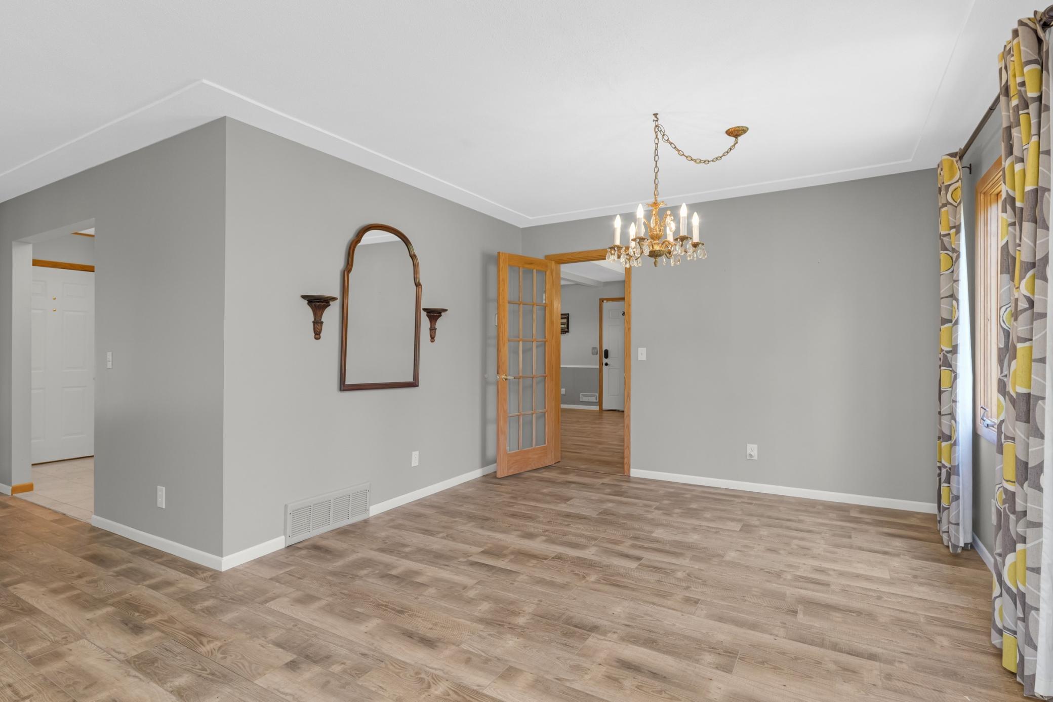 View of Residential at 13513 Colfax Avenue, Burnsville MN 55337, Burnsville (12 of 46) - Mike Wilen | Minnesota Team Real Estate