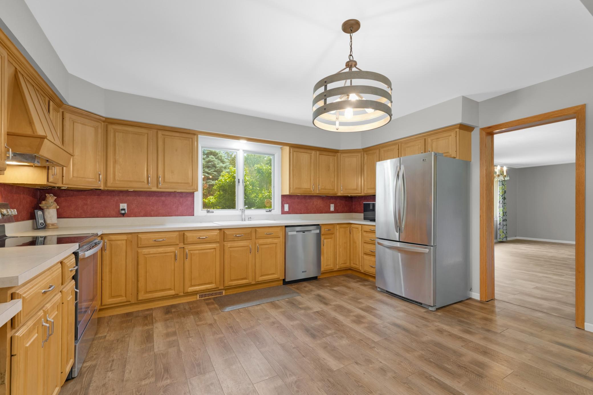View of Residential at 13513 Colfax Avenue, Burnsville MN 55337, Burnsville (16 of 46) - Mike Wilen | Minnesota Team Real Estate