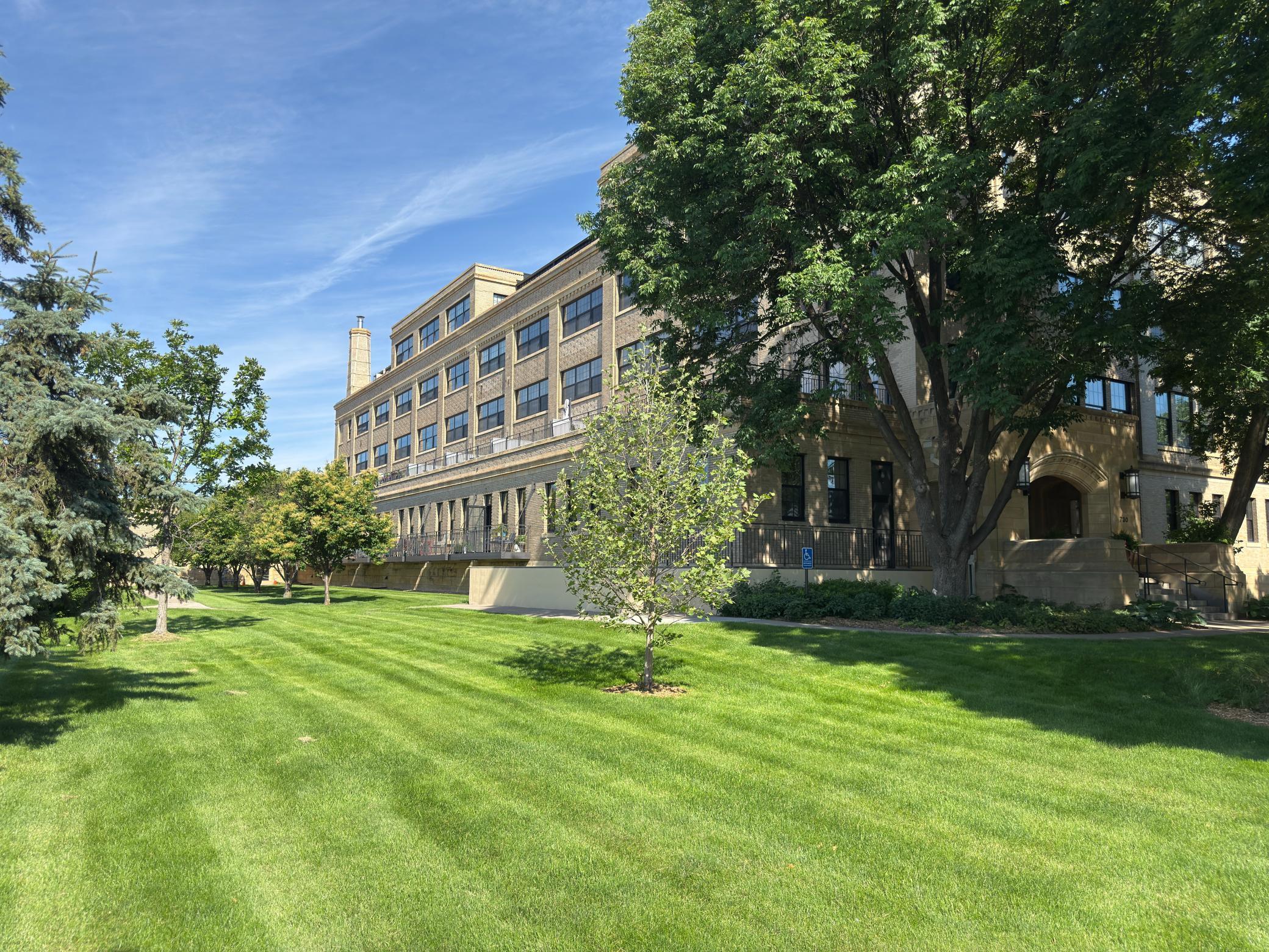 View of Residential at 730 Stinson Boulevard #407, Minneapolis MN 55413, Minneapolis (27 of 33) - Mike Wilen | Minnesota Team Real Estate