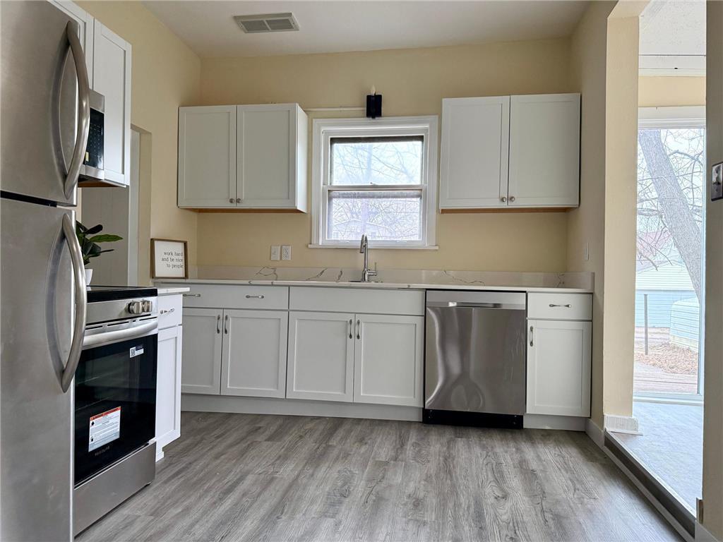 View of Residential at 869 Lawson Avenue, Saint Paul MN 55106, Saint Paul (13 of 35) - Mike Wilen | Minnesota Team Real Estate