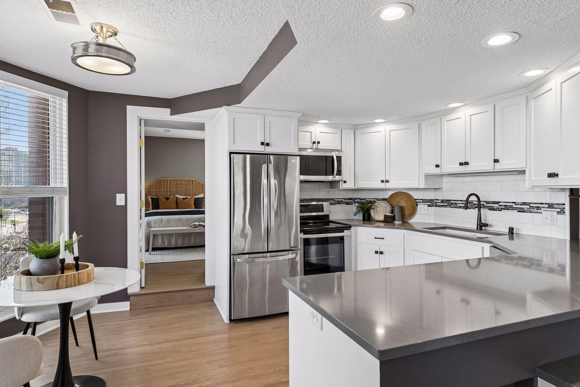 View of Residential at 162 College Avenue #5, Saint Paul MN 55102, Saint Paul (12 of 41) - Mike Wilen | Minnesota Team Real Estate