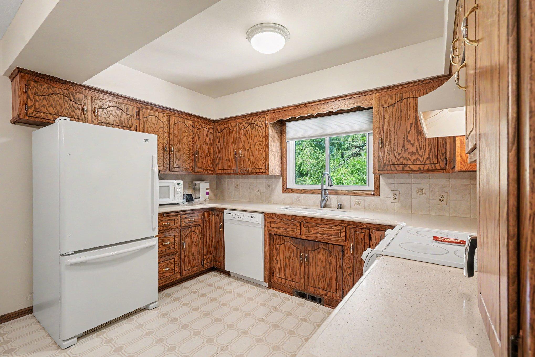 View of Residential at 436 Rice Creek Boulevard, Fridley MN 55432, Fridley (10 of 34) - Mike Wilen | Minnesota Team Real Estate