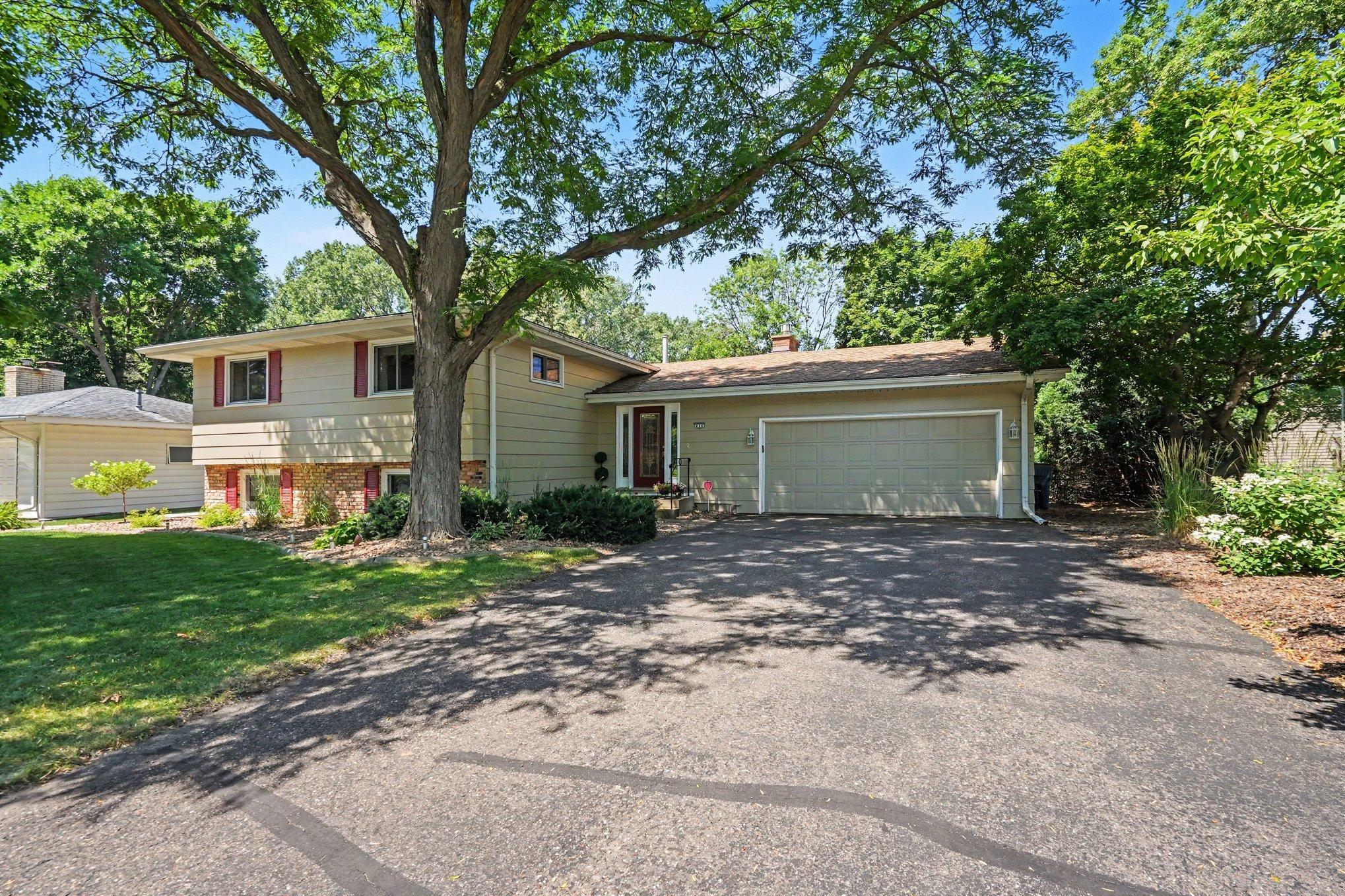 View of Residential at 436 Rice Creek Boulevard, Fridley MN 55432, Fridley (3 of 34) - Mike Wilen | Minnesota Team Real Estate