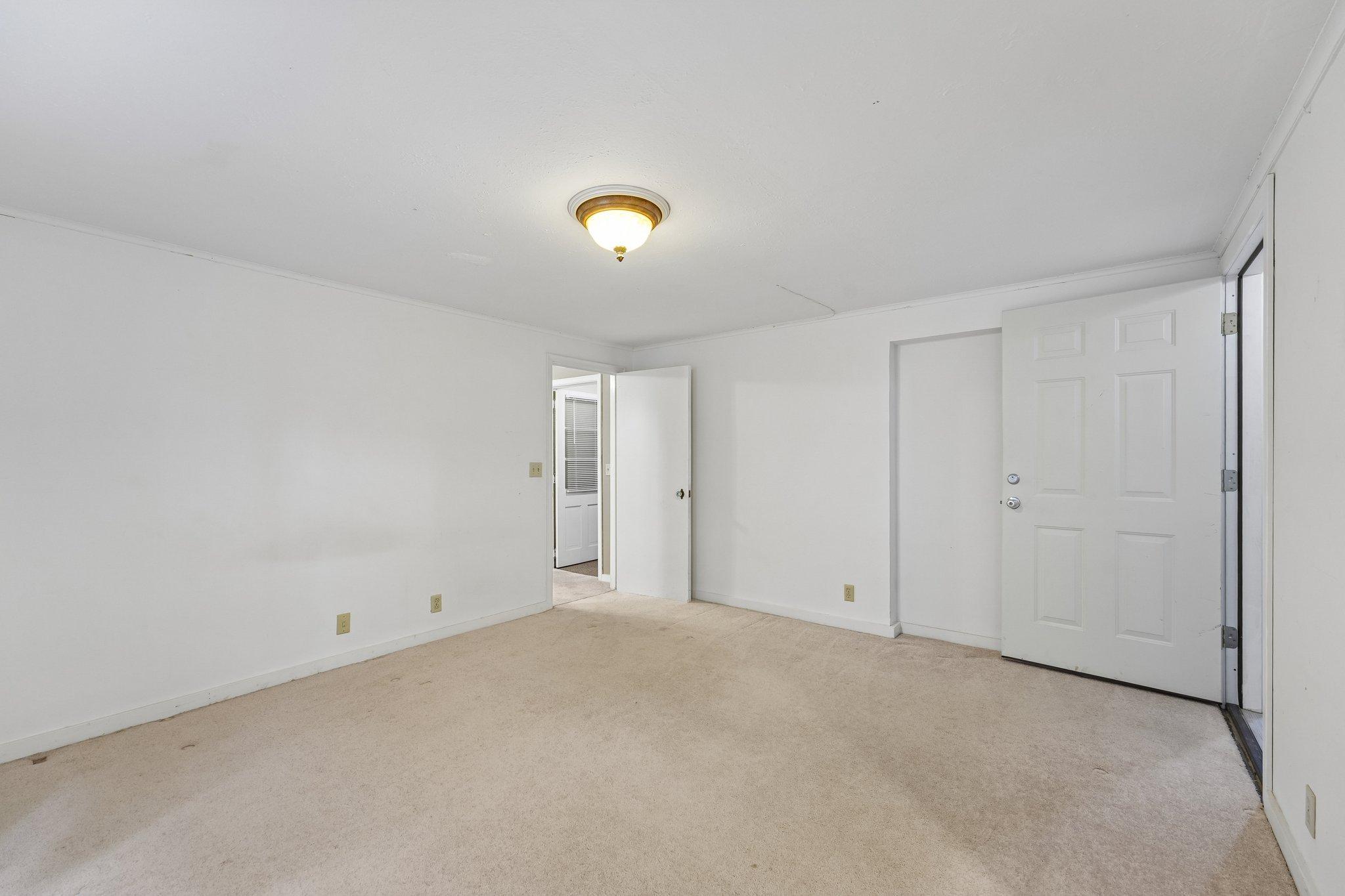 View of Residential Income at 3412 Humboldt Avenue, Minneapolis MN 55408, Minneapolis (69 of 78) - Mike Wilen | Minnesota Team Real Estate