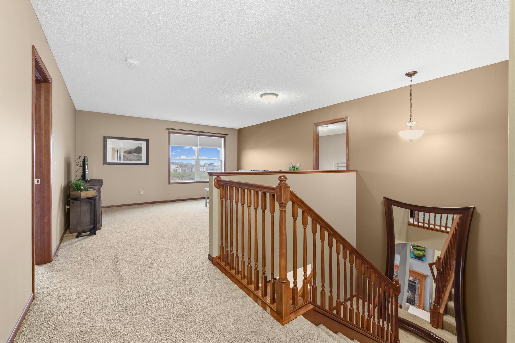 View of Residential at 2061 Winterberry Lane, Shakopee MN 55379, Shakopee (21 of 56) - Mike Wilen | Minnesota Team Real Estate