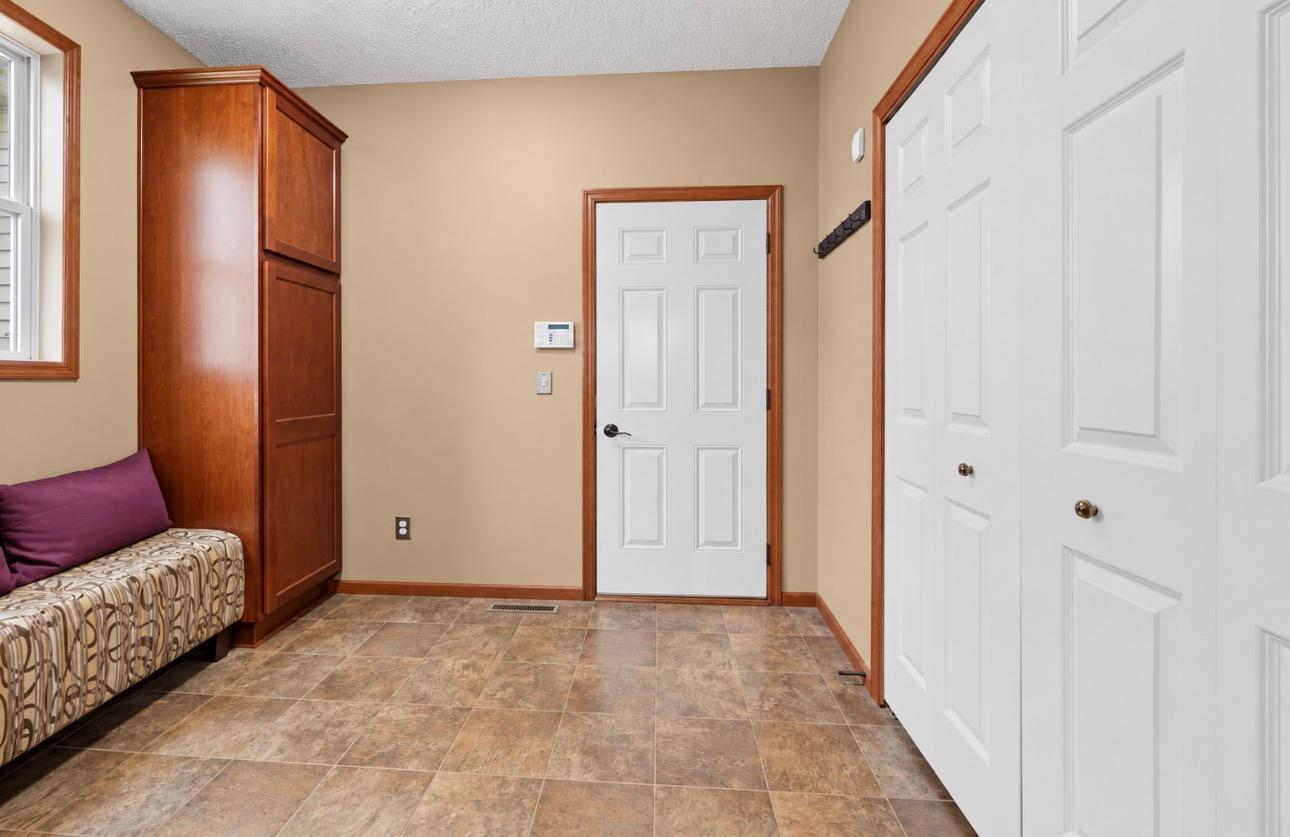 View of Residential at 2061 Winterberry Lane, Shakopee MN 55379, Shakopee (17 of 97) - Mike Wilen | Minnesota Team Real Estate