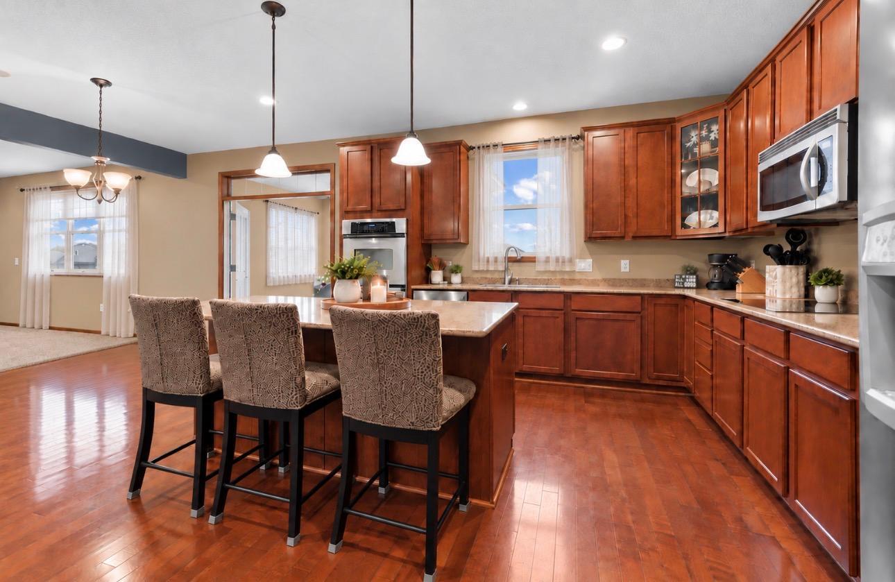 View of Residential at 2061 Winterberry Lane, Shakopee MN 55379, Shakopee (21 of 97) - Mike Wilen | Minnesota Team Real Estate