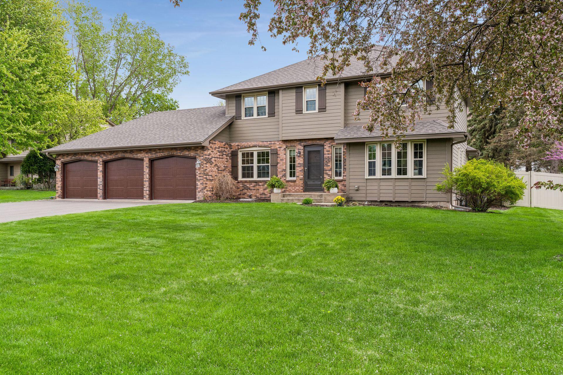 View of Residential at 900 Nina Court, Mendota Heights MN 55118, Mendota Heights - Mike Wilen | Minnesota Team Real Estate