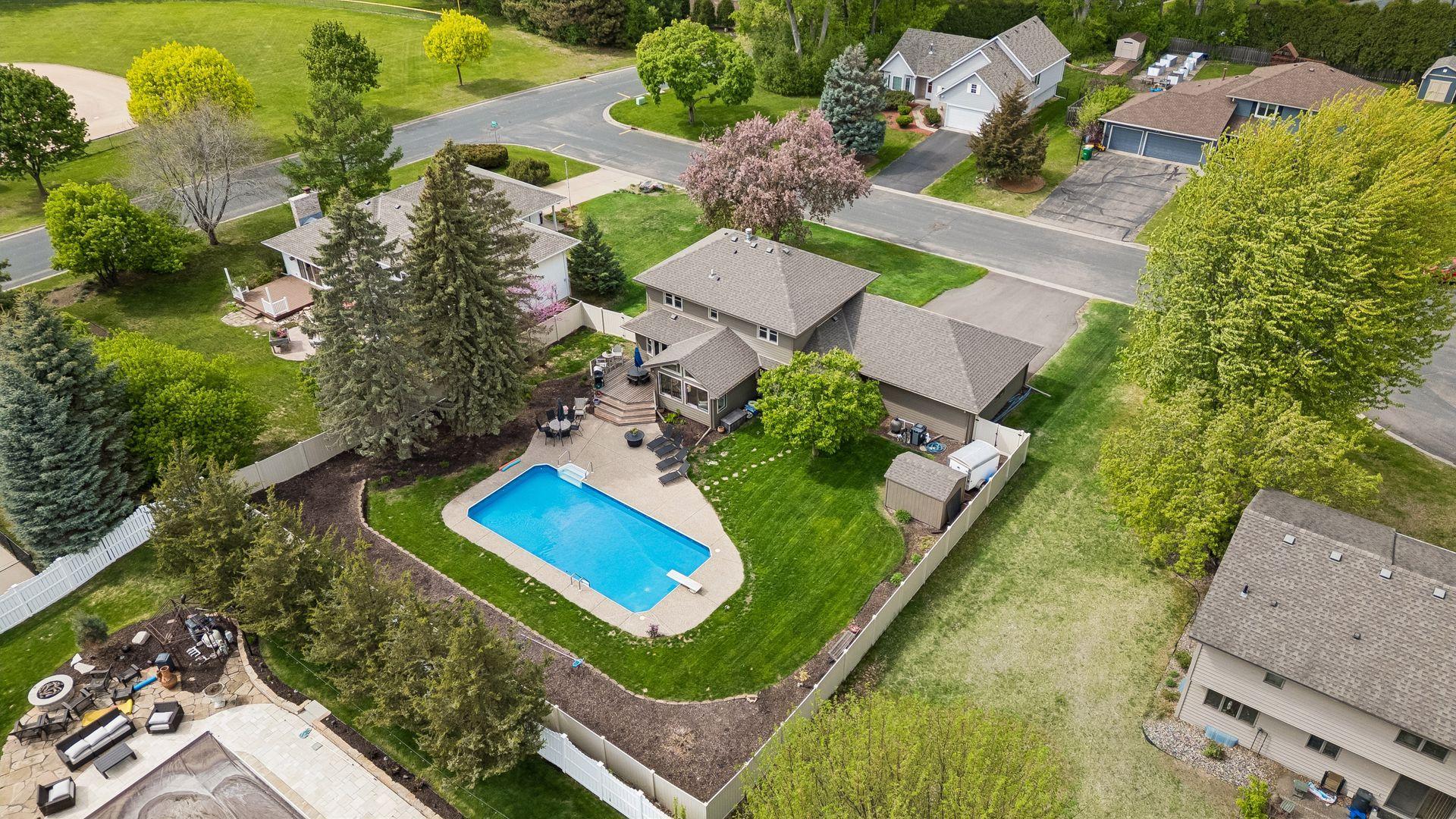 View of Residential at 900 Nina Court, Mendota Heights MN 55118, Mendota Heights (5 of 64) - Mike Wilen | Minnesota Team Real Estate