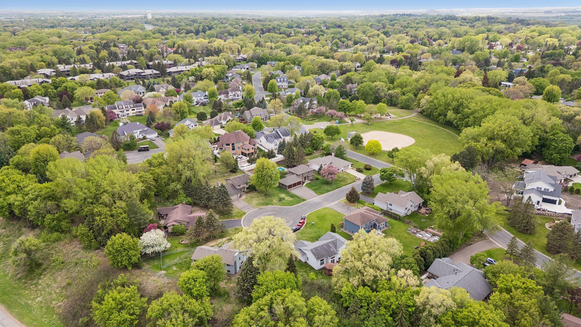 View of Residential at 900 Nina Court, Mendota Heights MN 55118, Mendota Heights (64 of 64) - Mike Wilen | Minnesota Team Real Estate