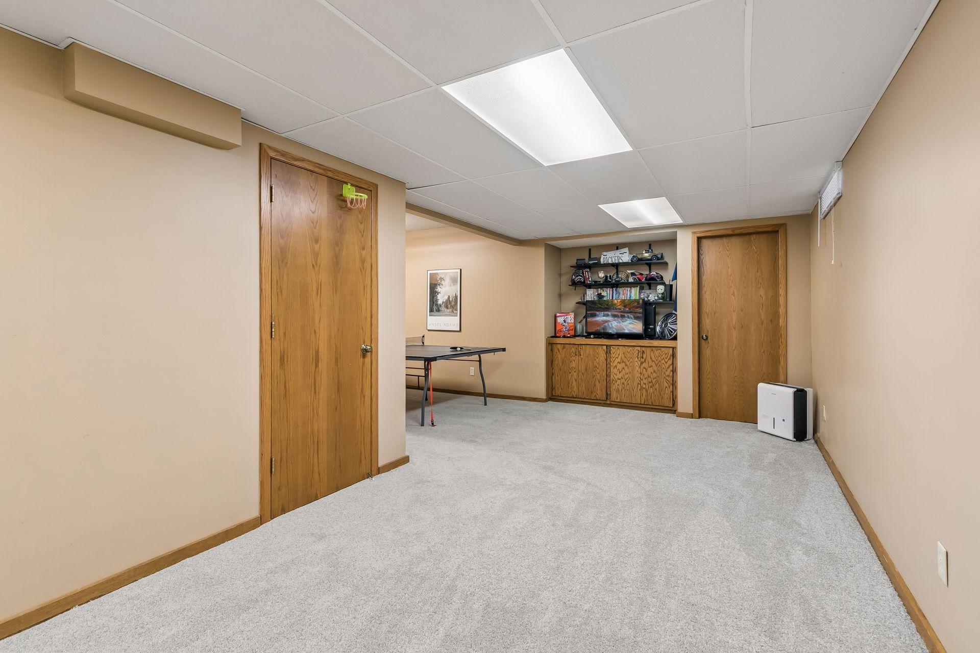 View of Residential at 900 Nina Court, Mendota Heights MN 55118, Mendota Heights (51 of 64) - Mike Wilen | Minnesota Team Real Estate