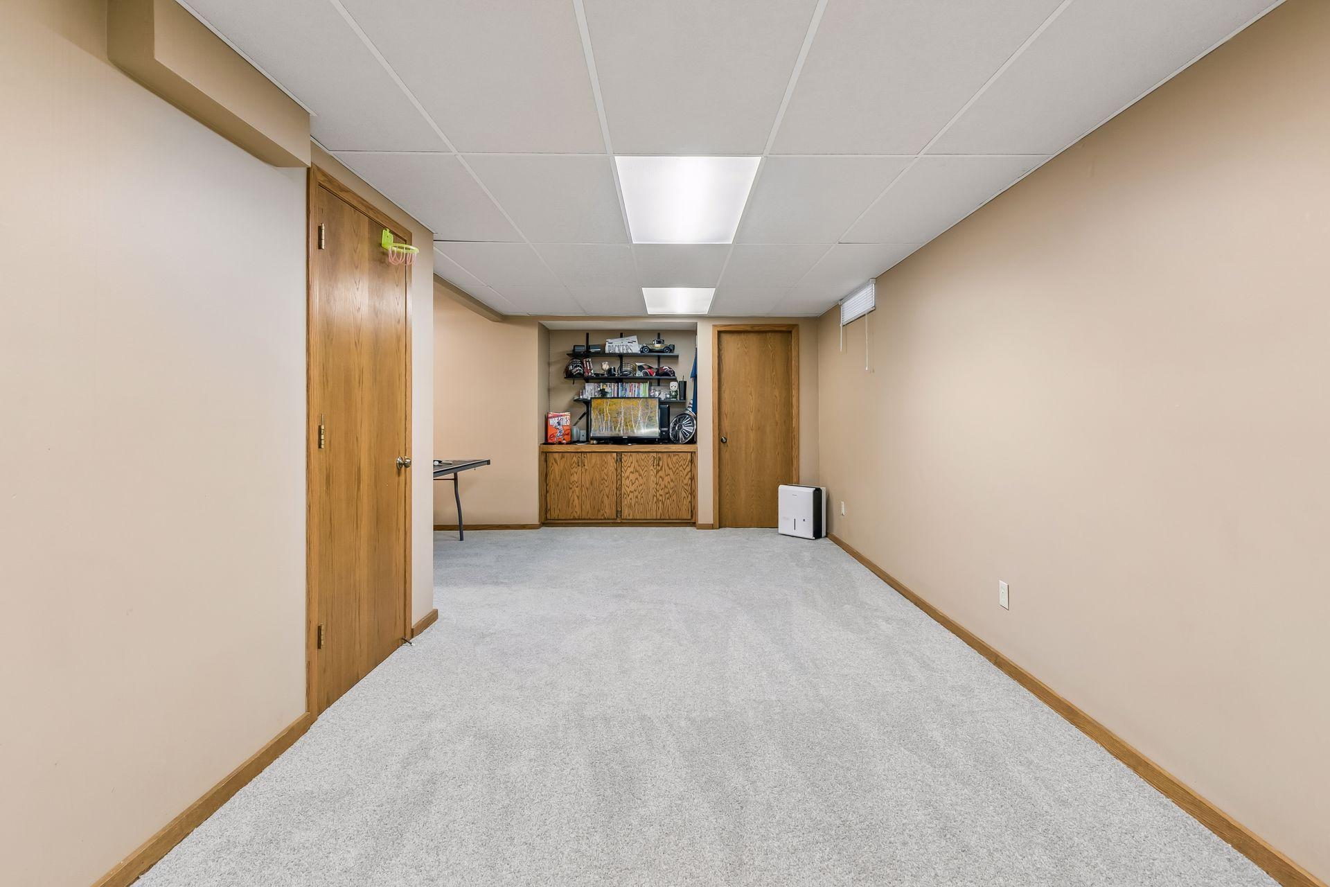 View of Residential at 900 Nina Court, Mendota Heights MN 55118, Mendota Heights (50 of 64) - Mike Wilen | Minnesota Team Real Estate