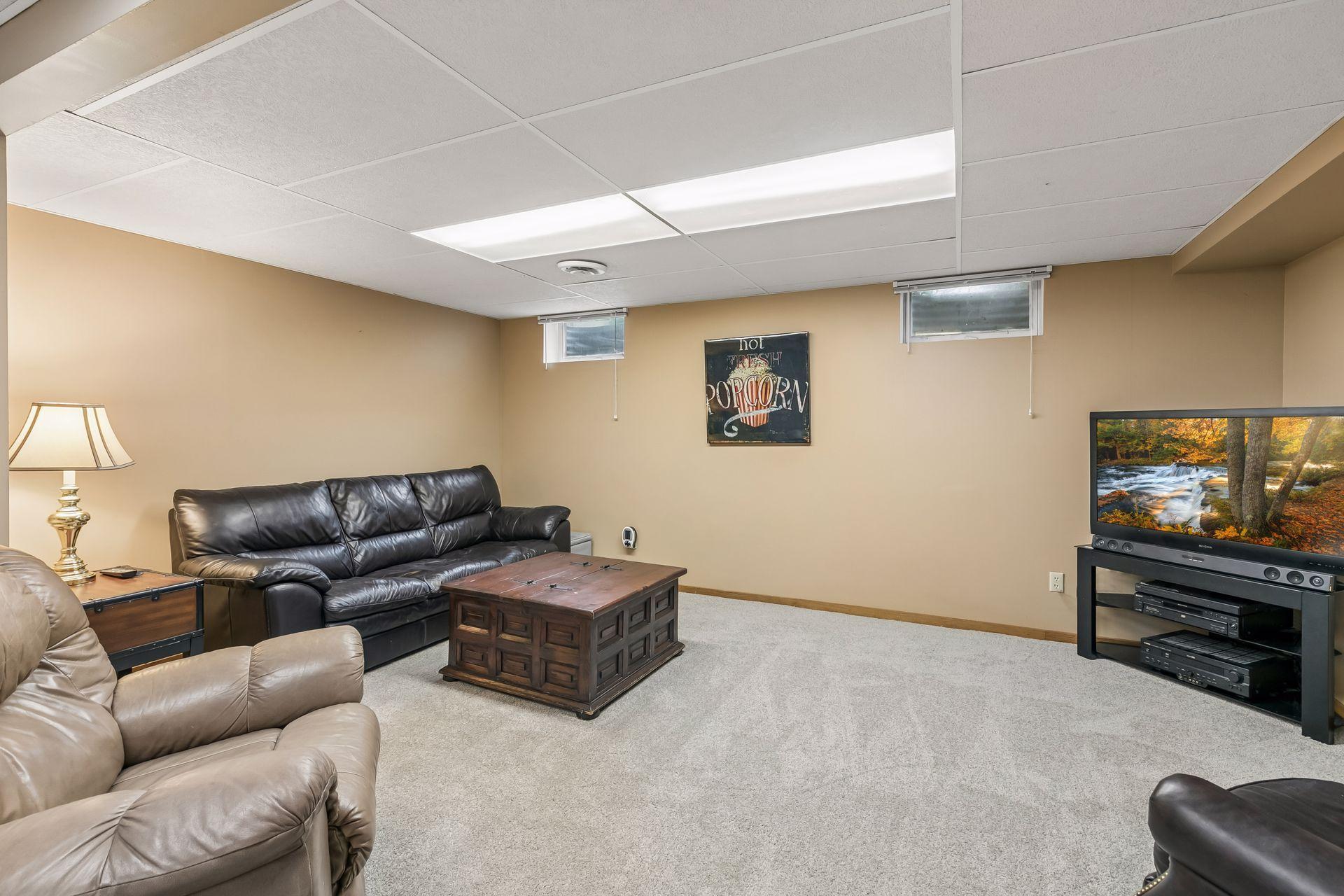 View of Residential at 900 Nina Court, Mendota Heights MN 55118, Mendota Heights (48 of 64) - Mike Wilen | Minnesota Team Real Estate