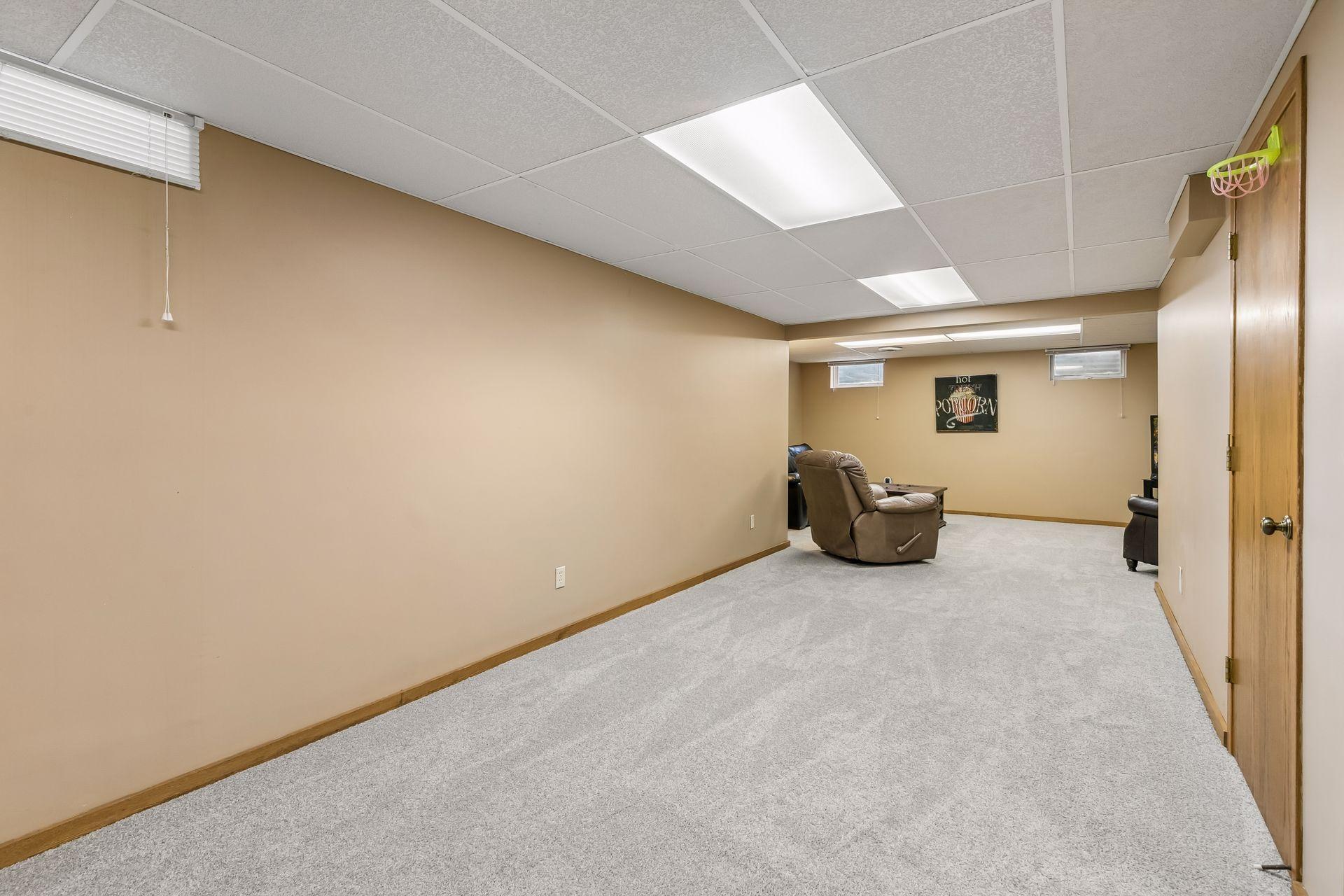 View of Residential at 900 Nina Court, Mendota Heights MN 55118, Mendota Heights (46 of 64) - Mike Wilen | Minnesota Team Real Estate