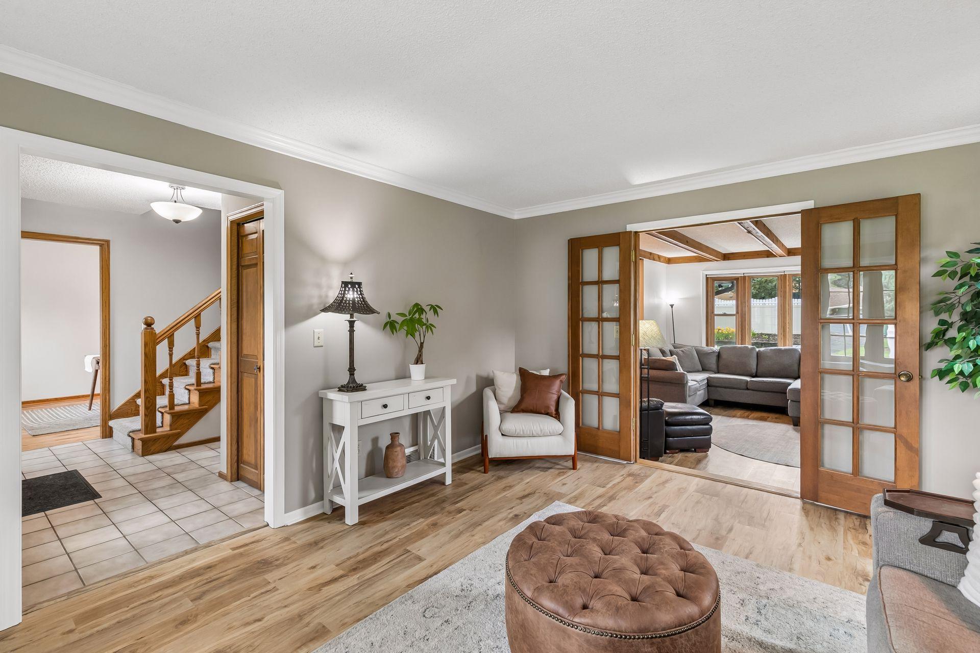 View of Residential at 900 Nina Court, Mendota Heights MN 55118, Mendota Heights (11 of 64) - Mike Wilen | Minnesota Team Real Estate