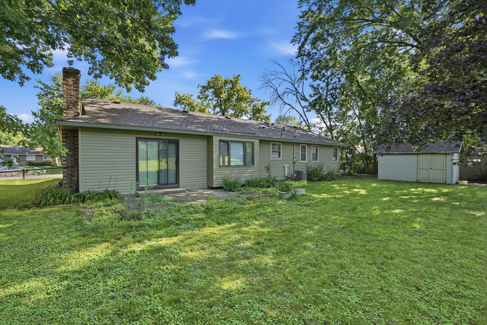 View of Residential at 916 Whitney Drive, Apple Valley MN 55124, Apple Valley (30 of 31) - Mike Wilen | Minnesota Team Real Estate