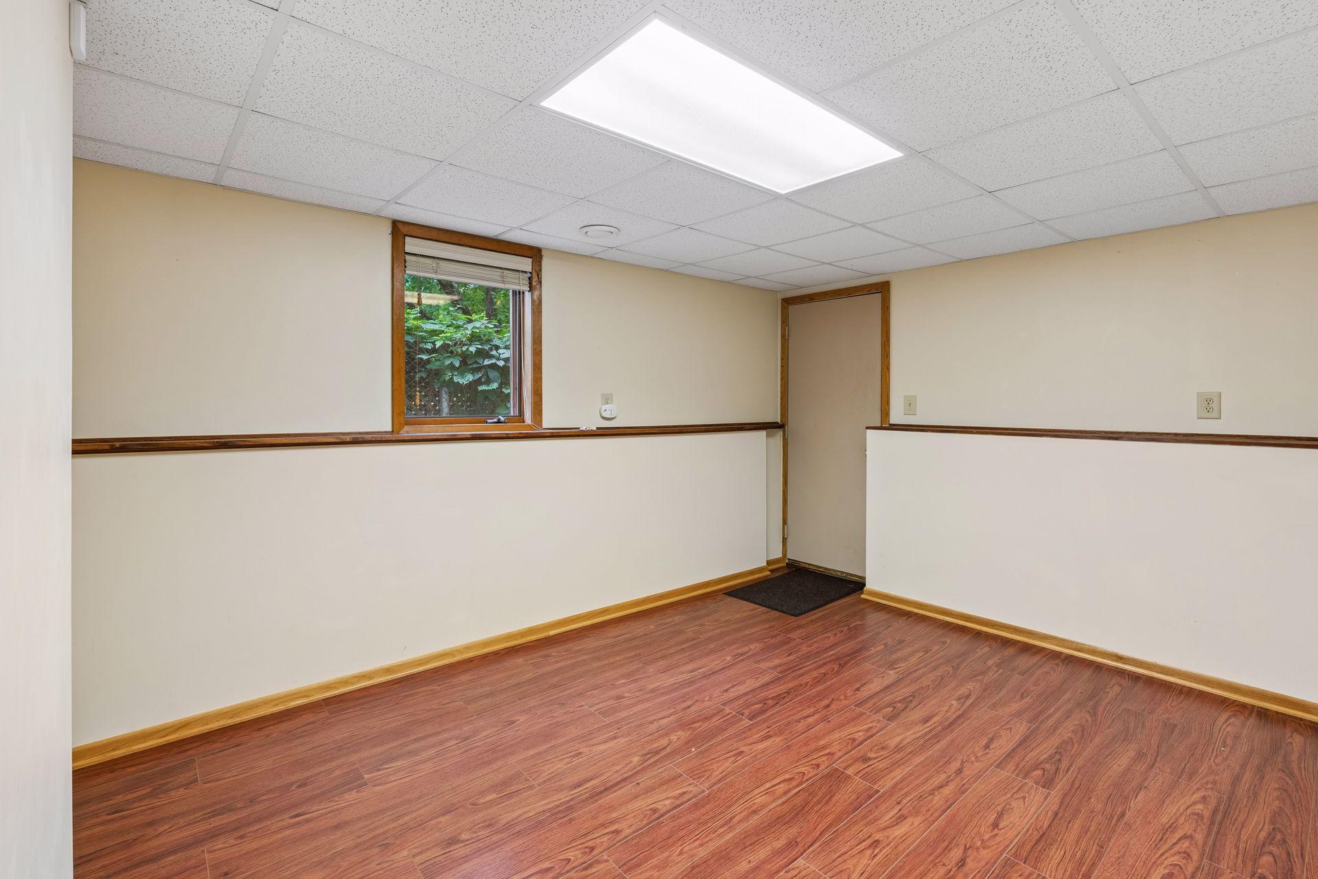 View of Residential at 707 Hamline Avenue, Saint Paul MN 55116, Saint Paul (32 of 49) - Mike Wilen | Minnesota Team Real Estate