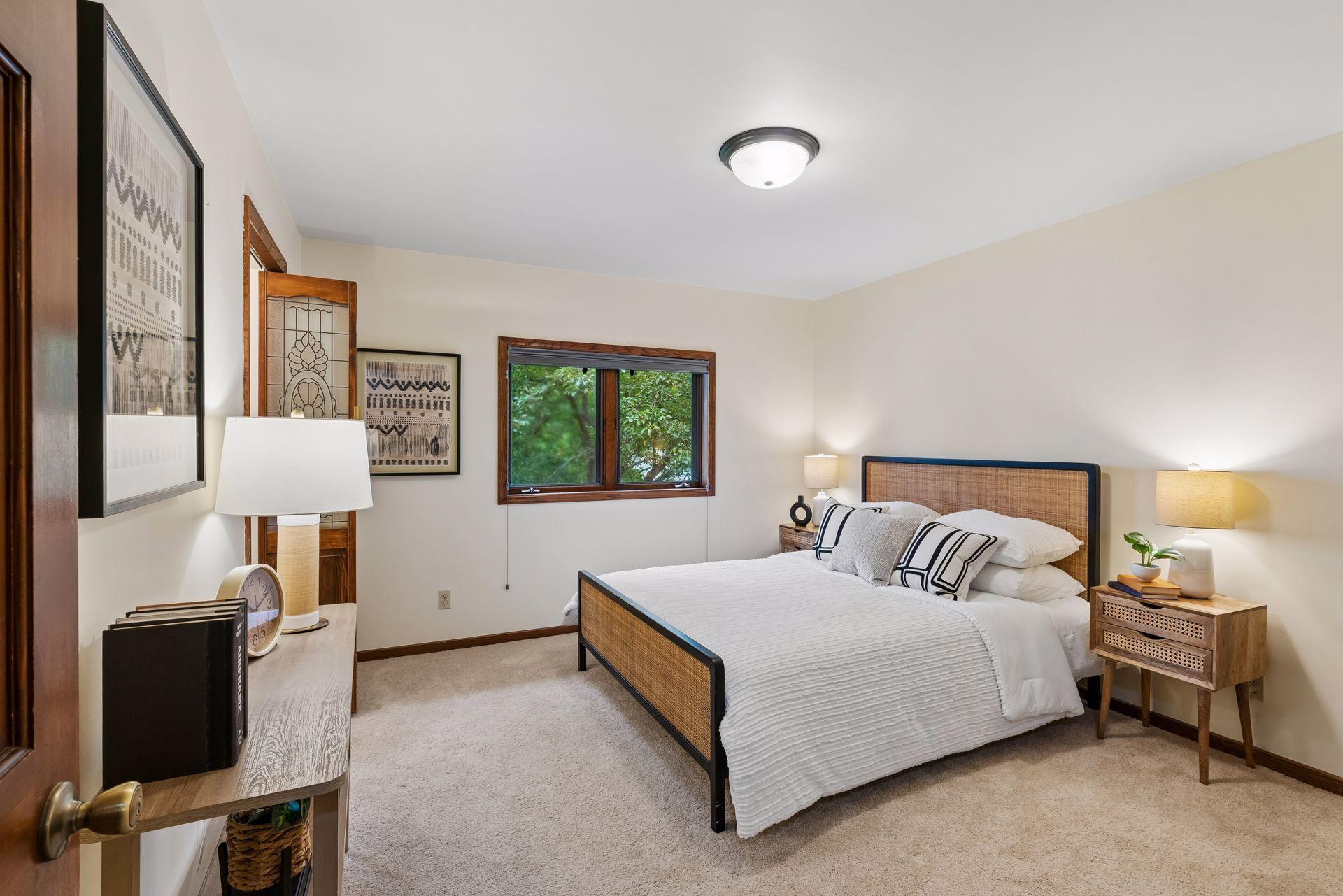 View of Residential at 707 Hamline Avenue, Saint Paul MN 55116, Saint Paul (18 of 49) - Mike Wilen | Minnesota Team Real Estate