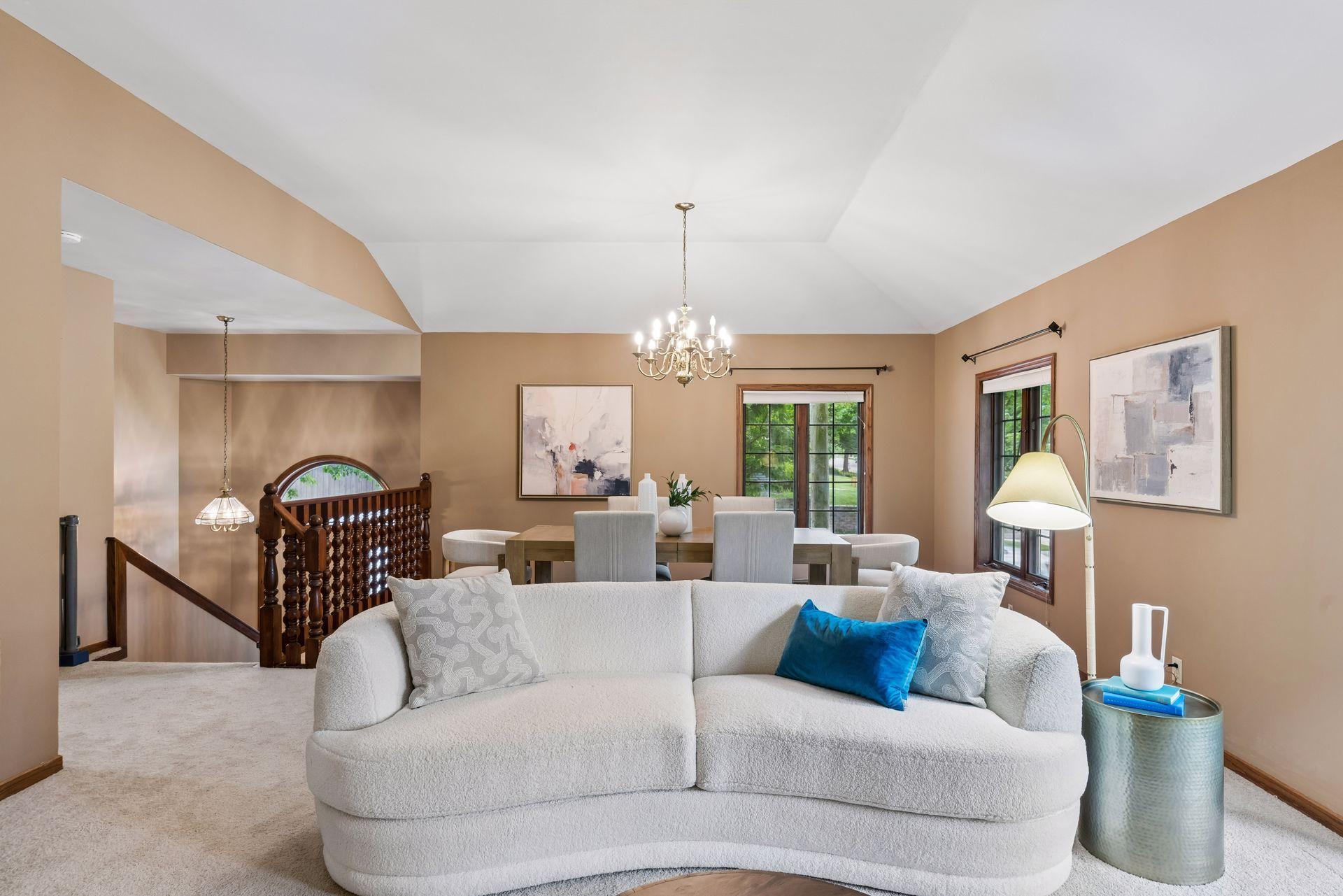 View of Residential at 707 Hamline Avenue, Saint Paul MN 55116, Saint Paul (7 of 49) - Mike Wilen | Minnesota Team Real Estate