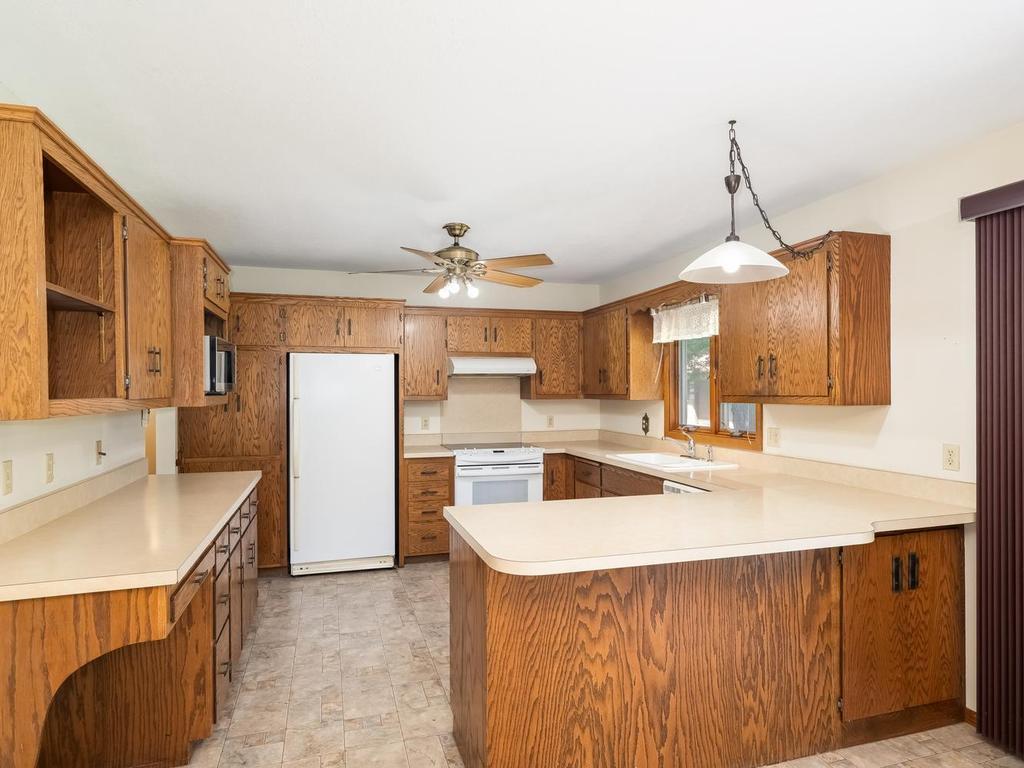 View of Residential at 5890 Henry Street, Maple Plain MN 55359, Maple Plain (16 of 29) - Mike Wilen | Minnesota Team Real Estate