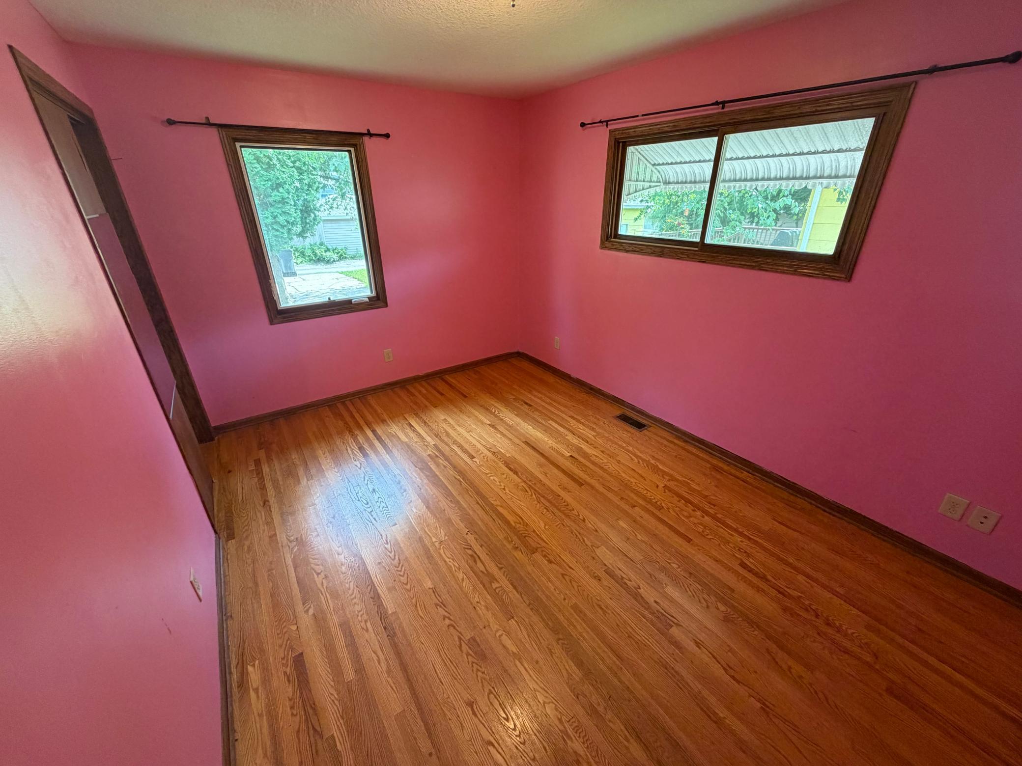 View of Residential at 2140 Bush Avenue, Saint Paul MN 55119, Saint Paul (16 of 20) - Mike Wilen | Minnesota Team Real Estate