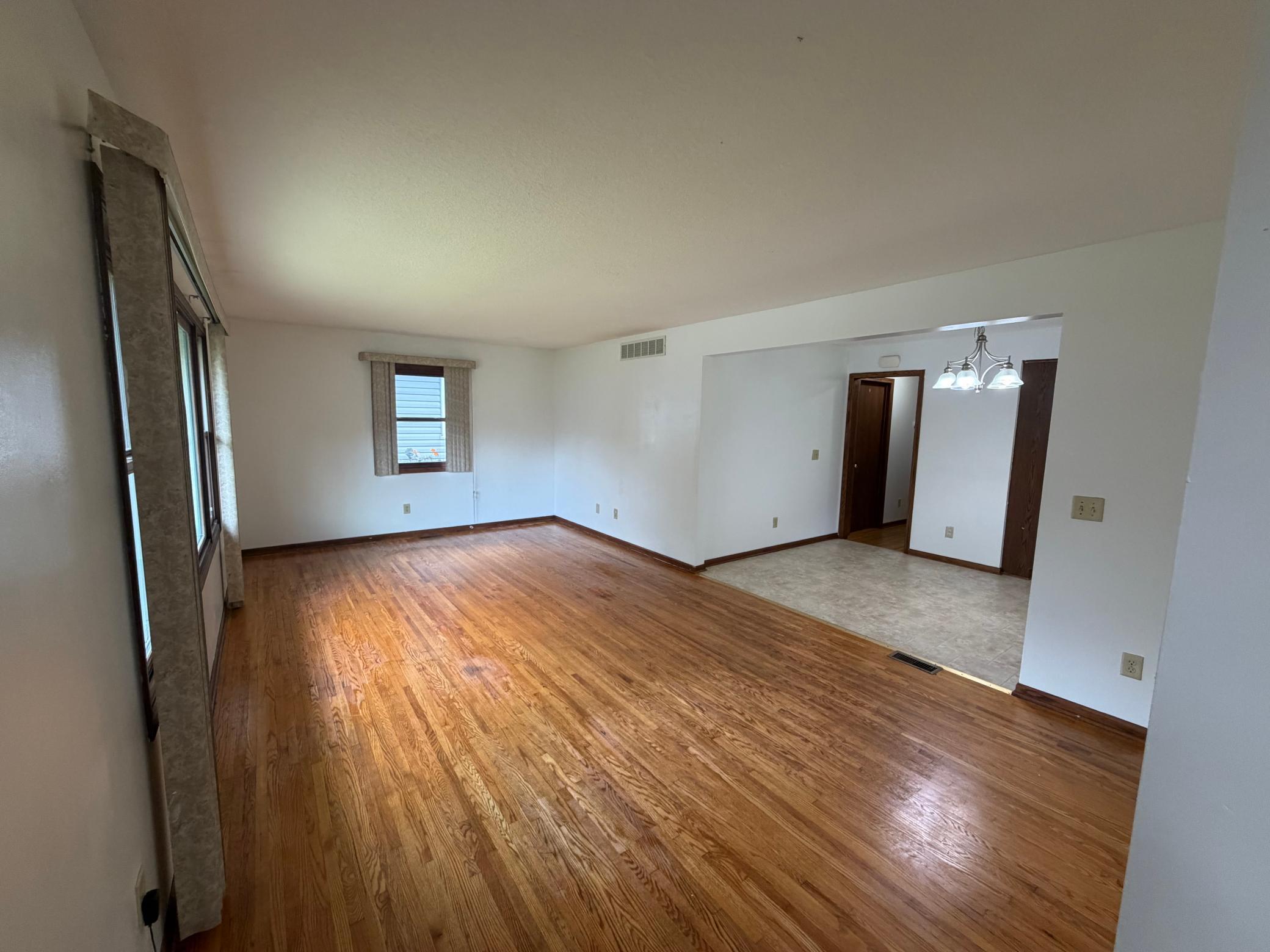 View of Residential at 2140 Bush Avenue, Saint Paul MN 55119, Saint Paul (7 of 20) - Mike Wilen | Minnesota Team Real Estate