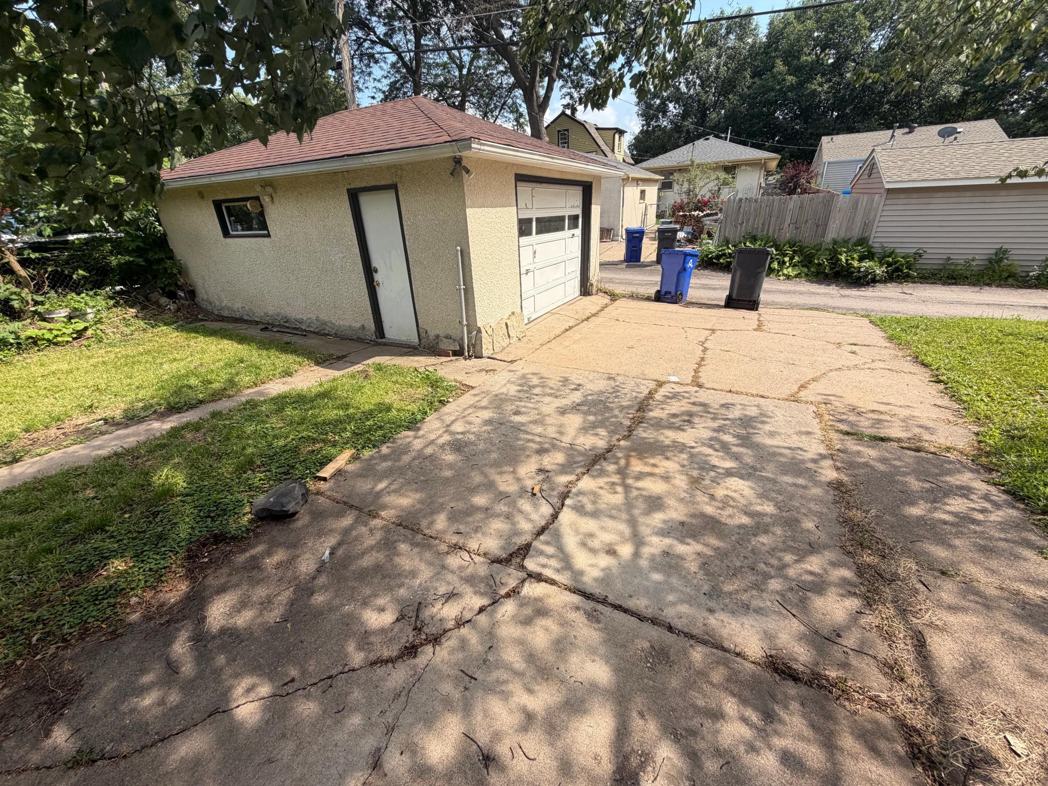 View of Residential at 2140 Bush Avenue, Saint Paul MN 55119, Saint Paul (4 of 20) - Mike Wilen | Minnesota Team Real Estate