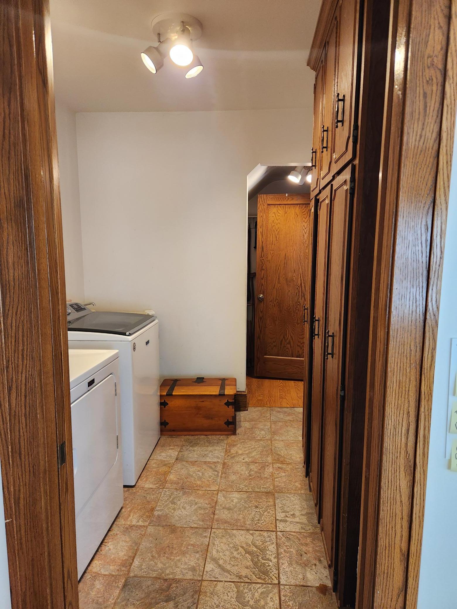 View of Residential at 1434 Hythe Street, Saint Paul MN 55108, Saint Paul (16 of 48) - Mike Wilen | Minnesota Team Real Estate