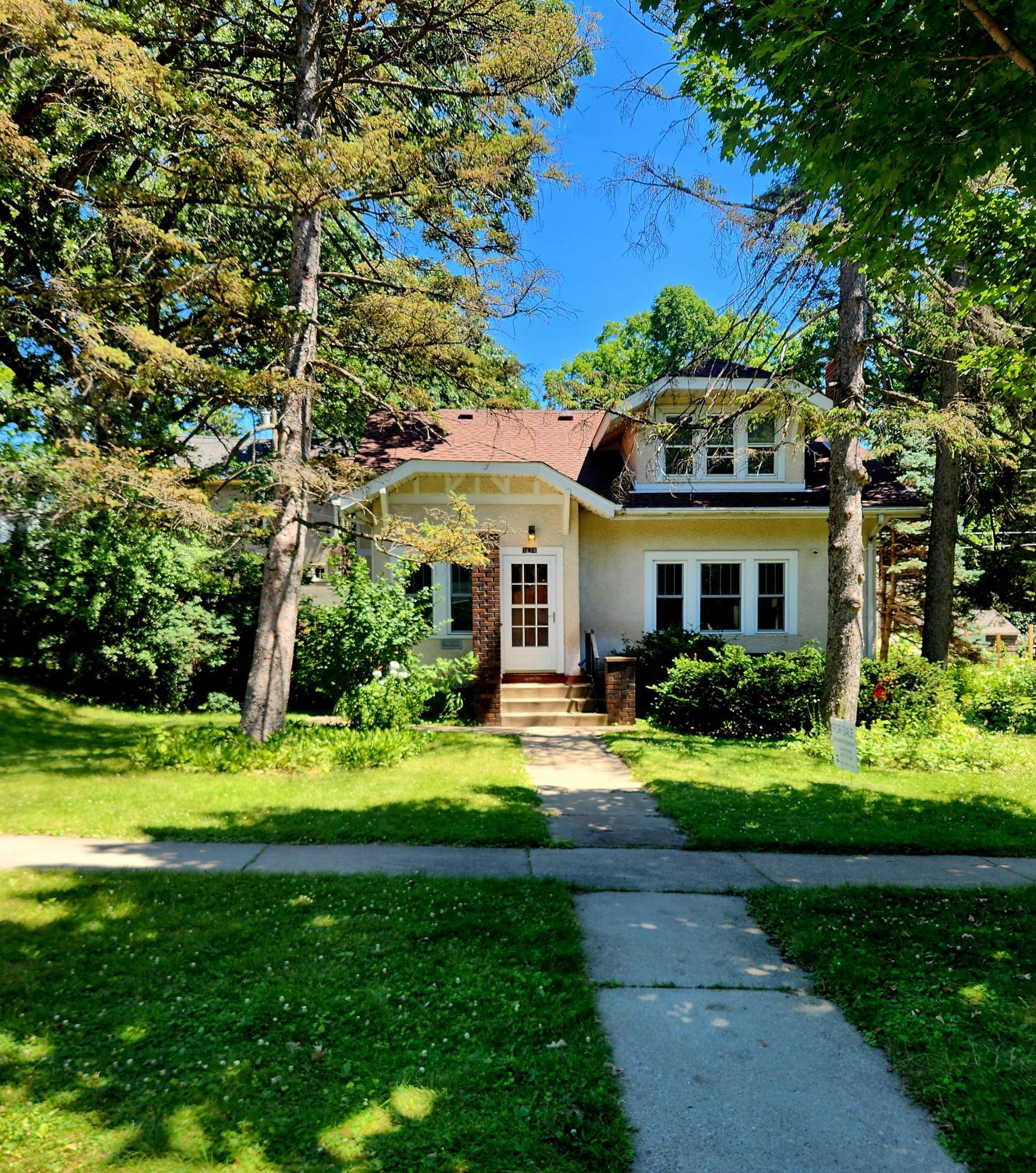View of Single Family at 1434 Hythe Street, Saint Paul - Mike Wilen | Minnesota Team Real Estate